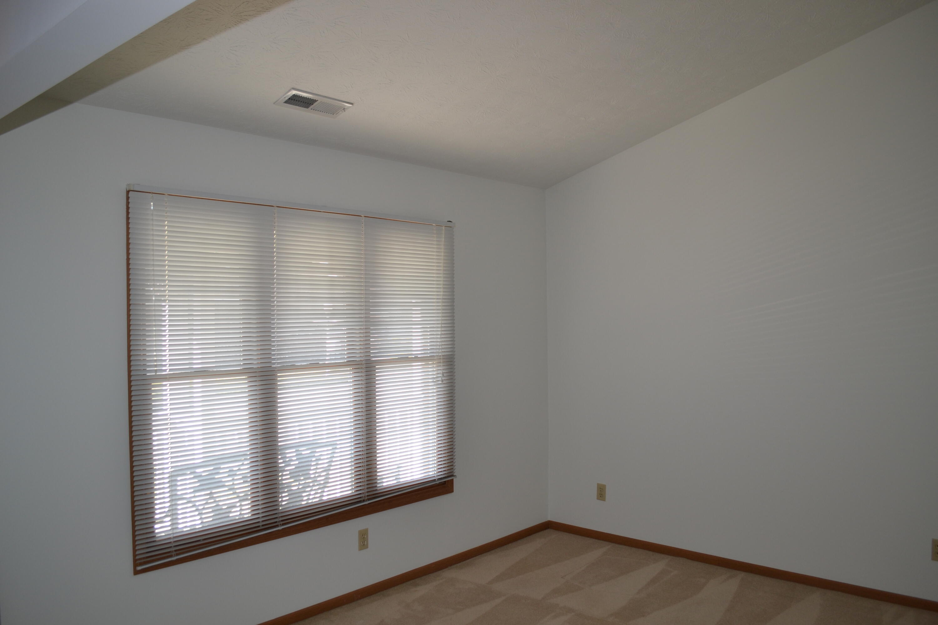 5866 Oldham Drive, Springfield, Ohio 45503