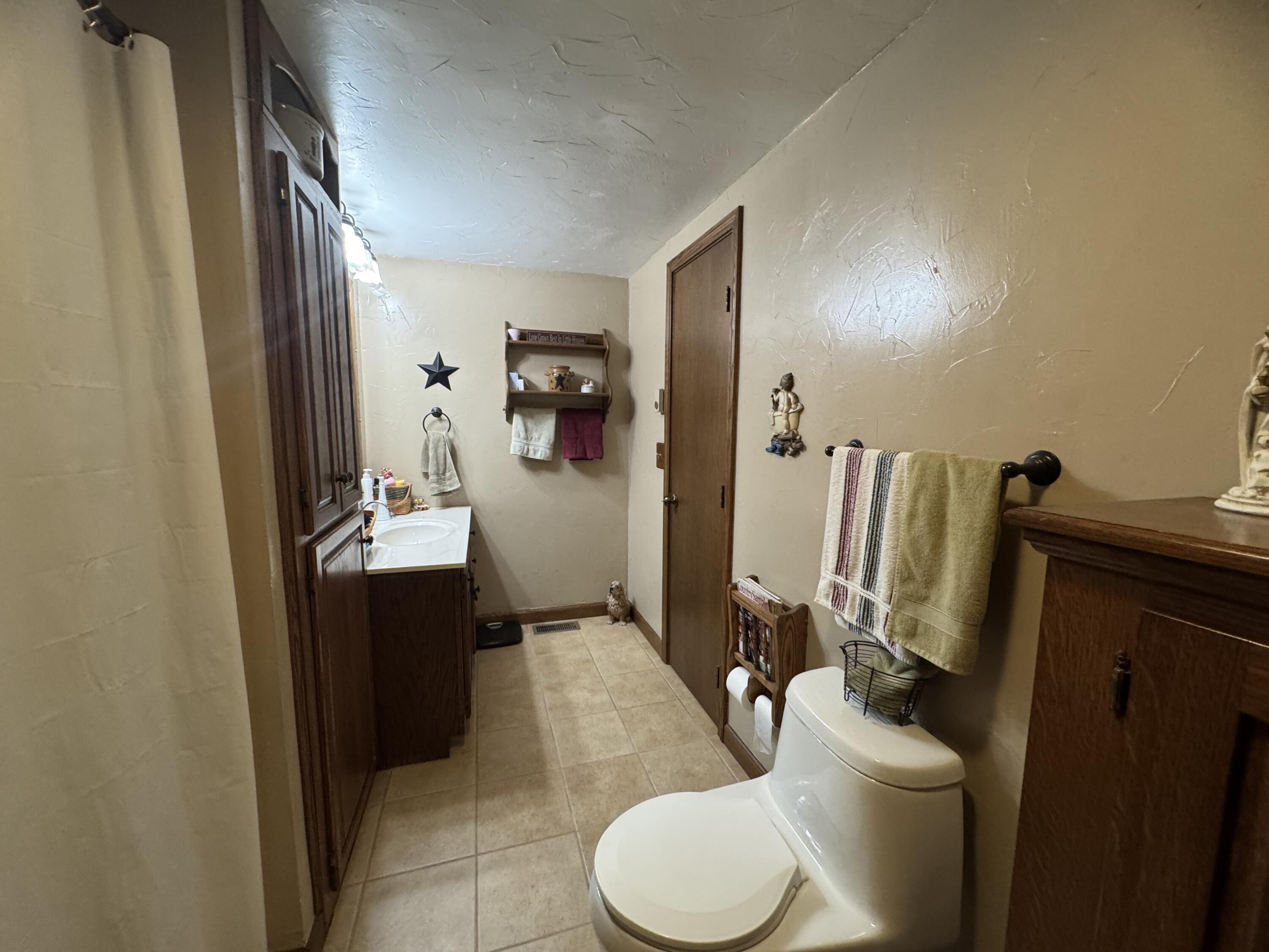208 Lincoln Drive, Celina, Ohio 45822