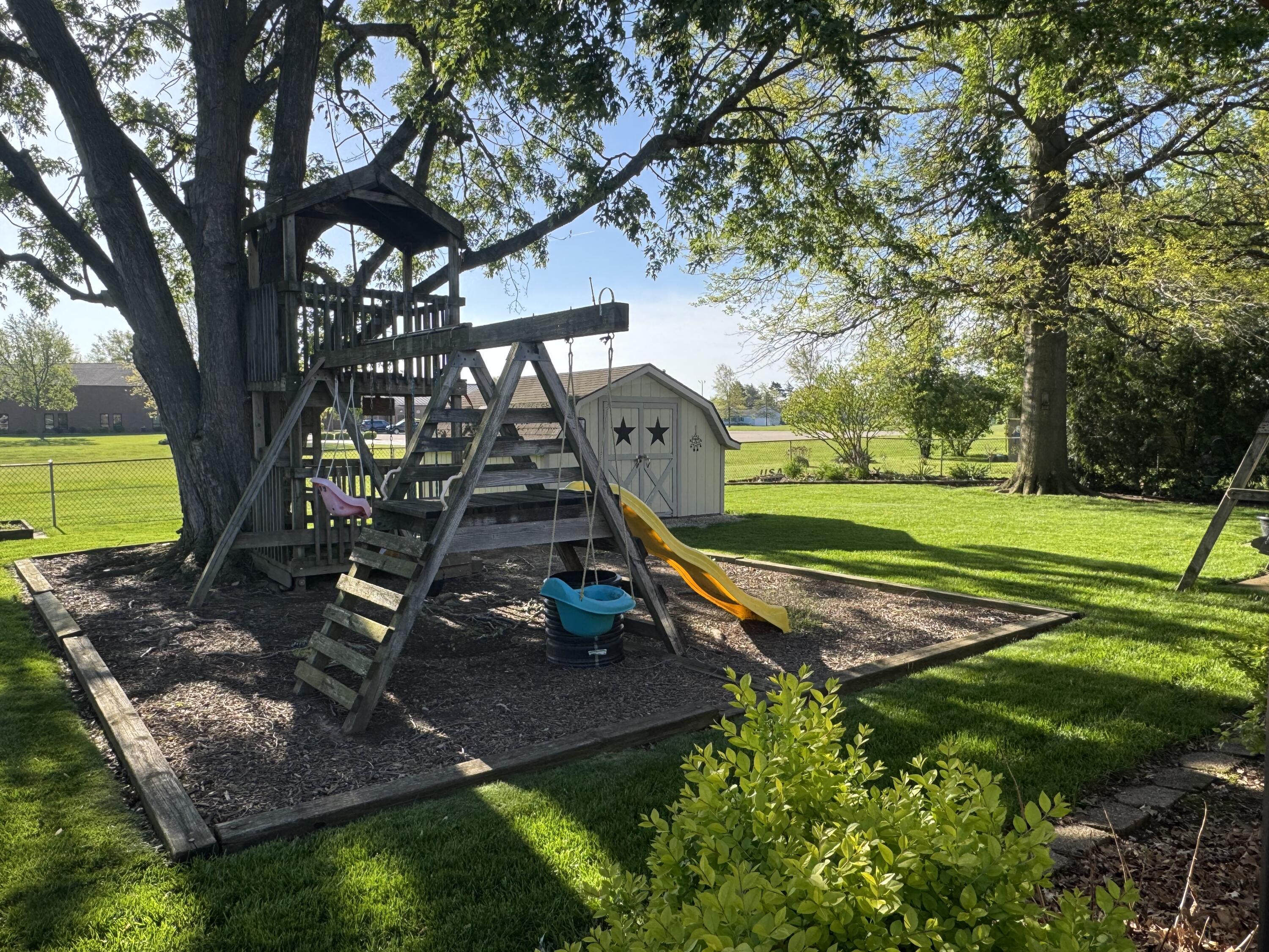 208 Lincoln Drive, Celina, Ohio 45822