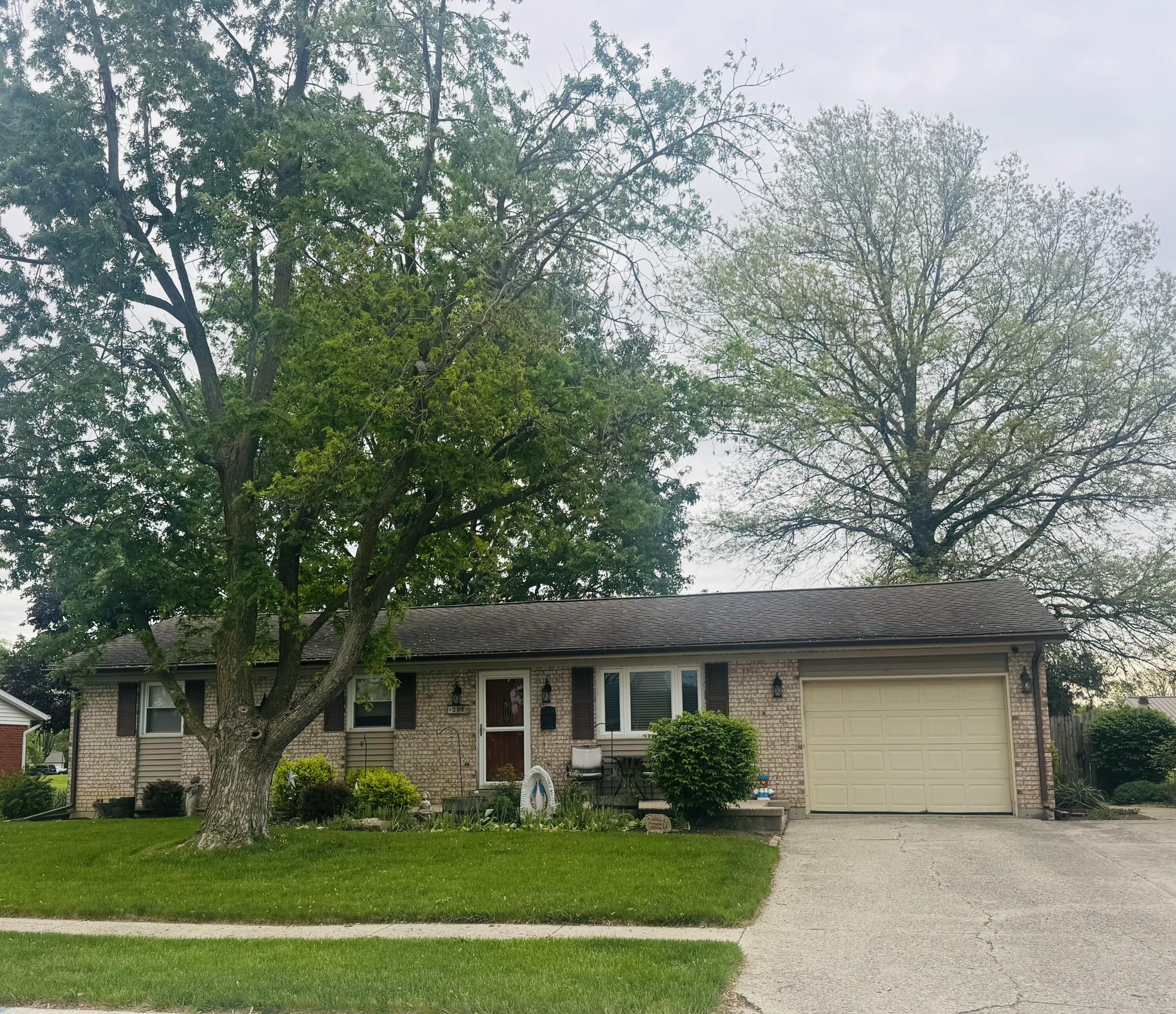 208 Lincoln Drive, Celina, Ohio 45822