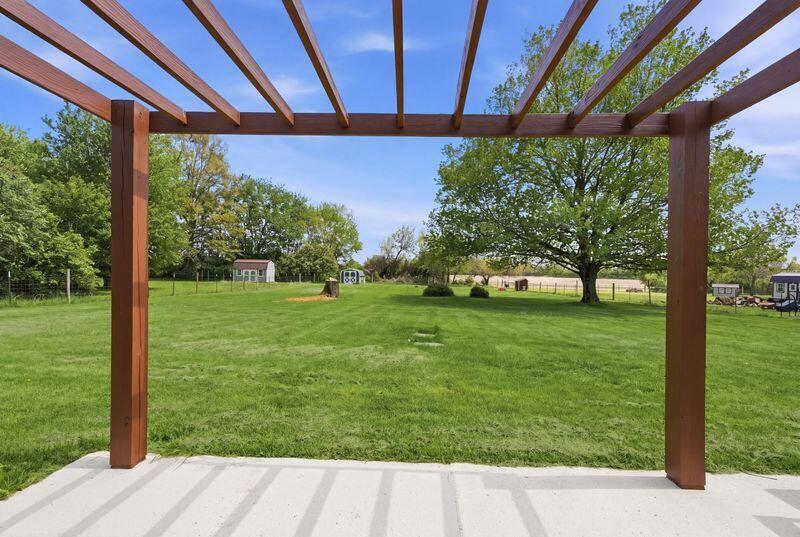 5406 Springfield Jamestown Road, Springfield, Ohio 45502
