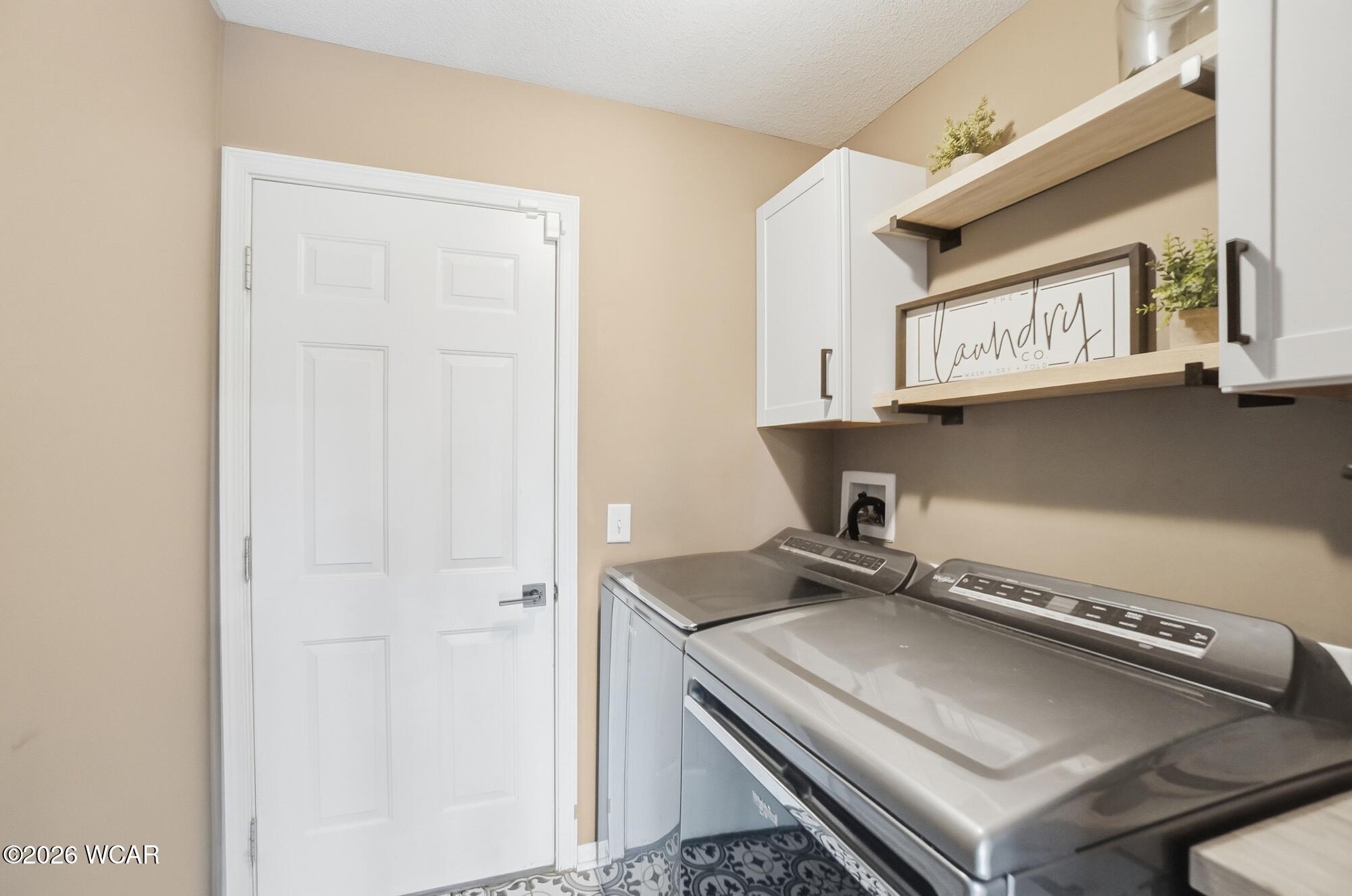 16120 Waynesfield Road, Waynesfield, Ohio