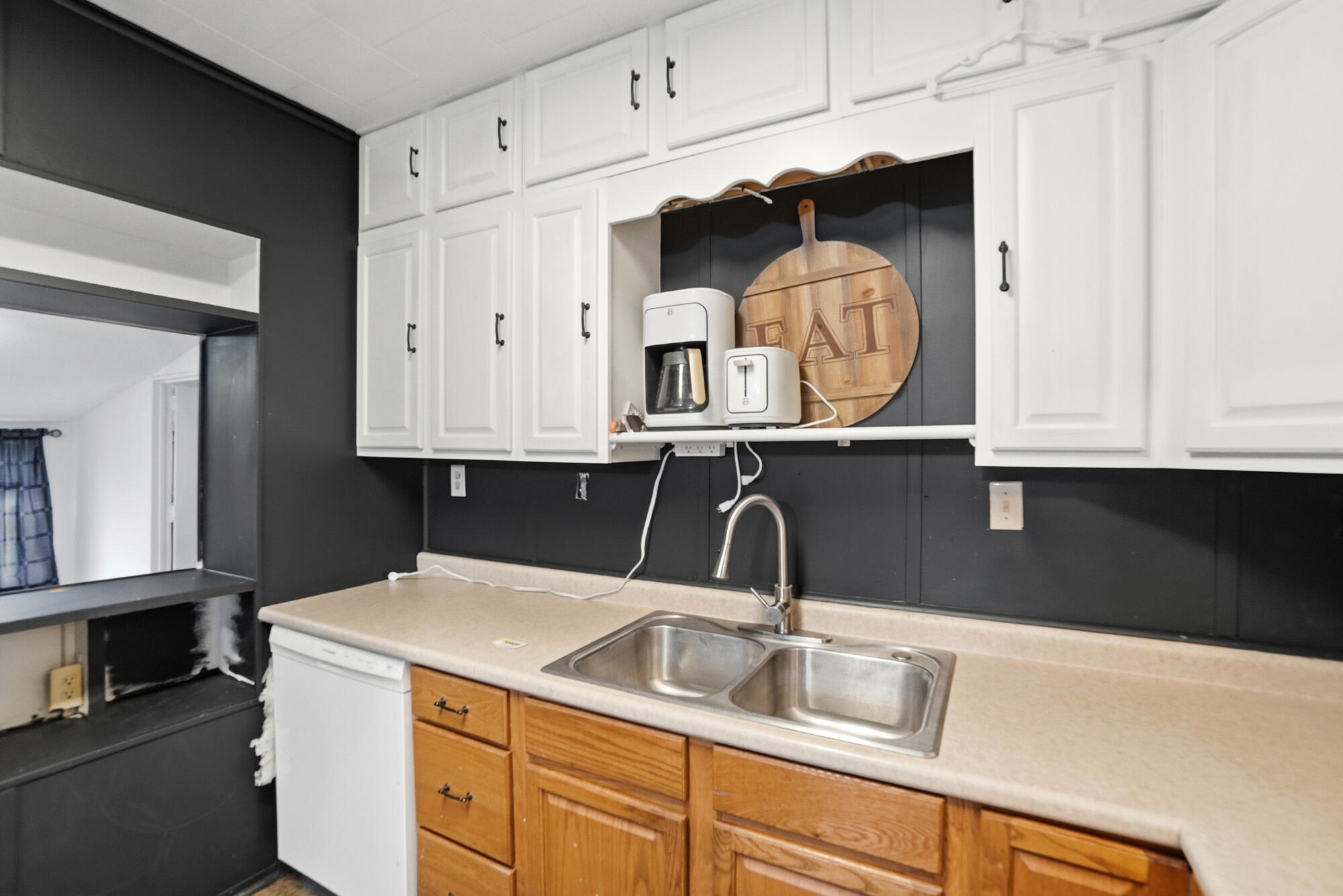 2327 Phillips Road, Harrod, Ohio 45850