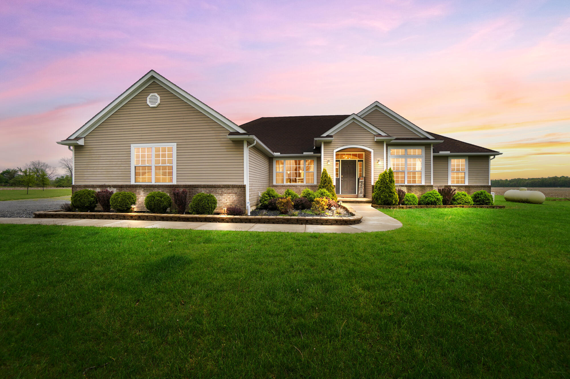 16120 Waynesfield Road, Waynesfield, Ohio 45896