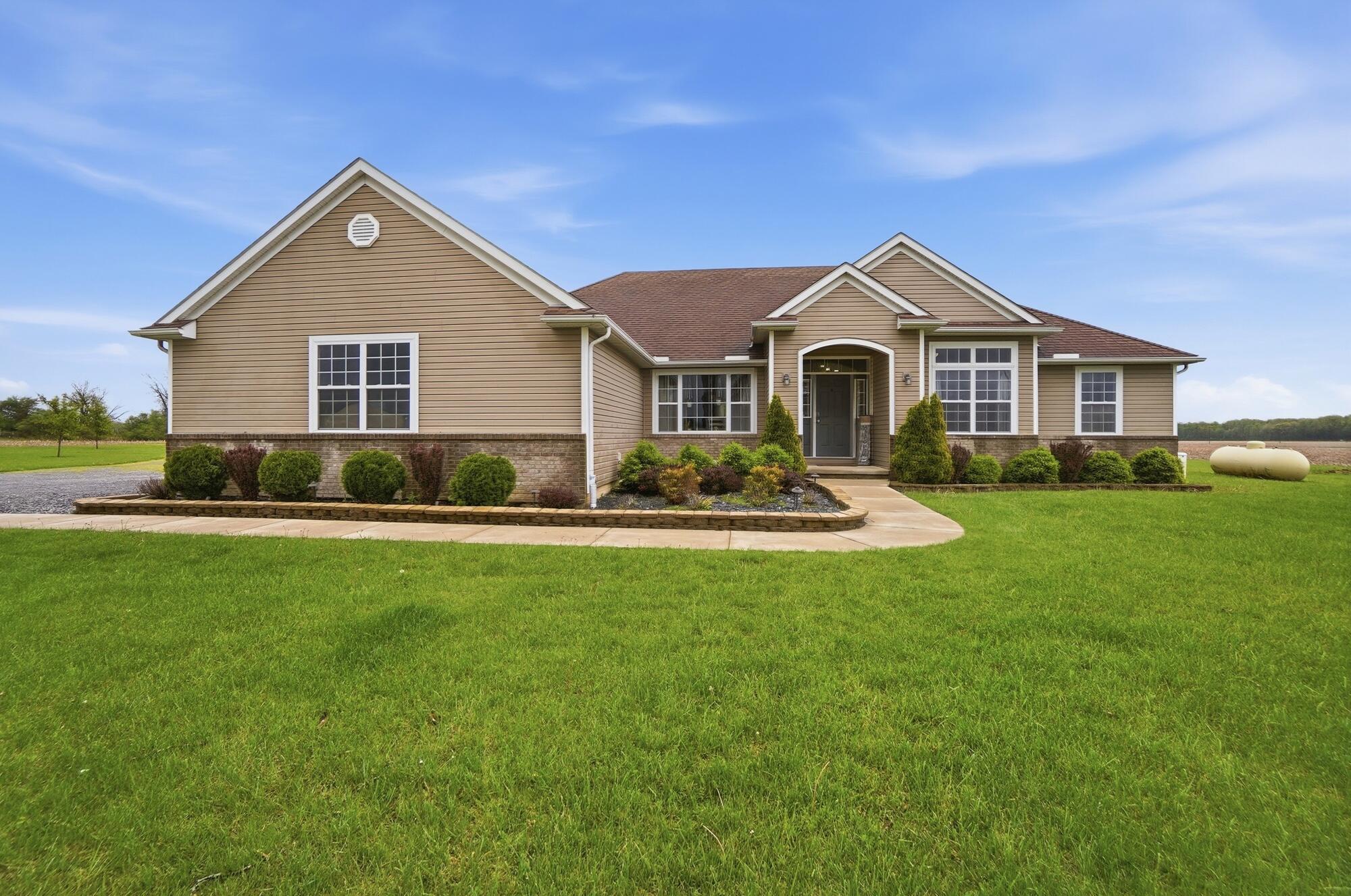 16120 Waynesfield Road, Waynesfield, Ohio 45896