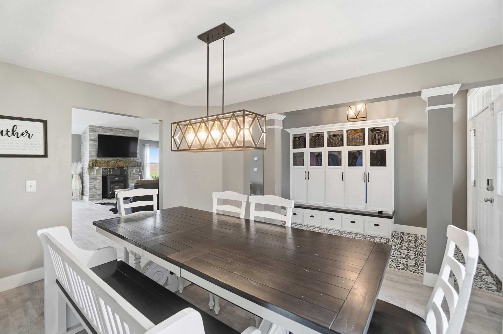 16120 Waynesfield Road, Waynesfield, Ohio 45896