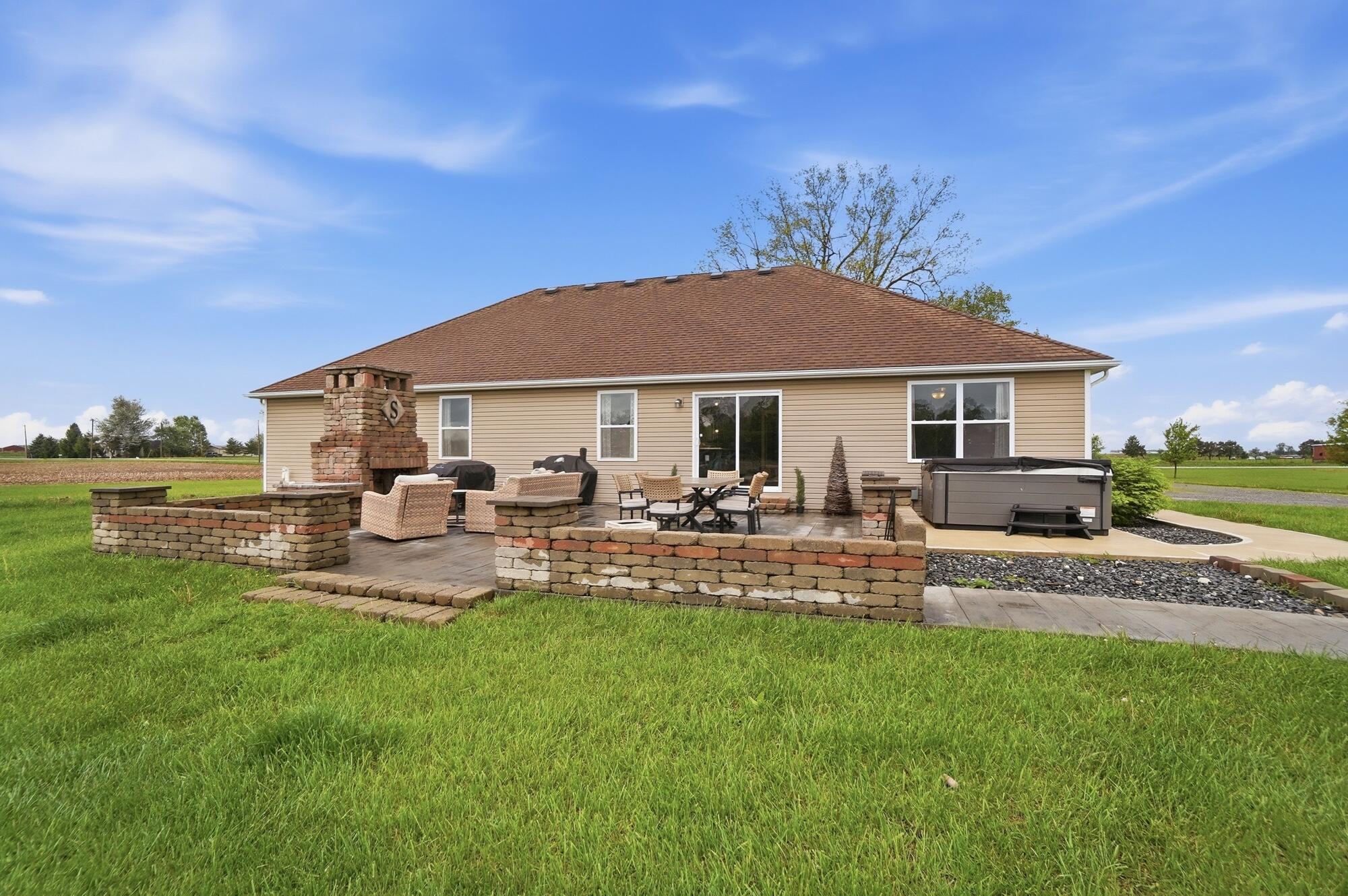 16120 Waynesfield Road, Waynesfield, Ohio 45896