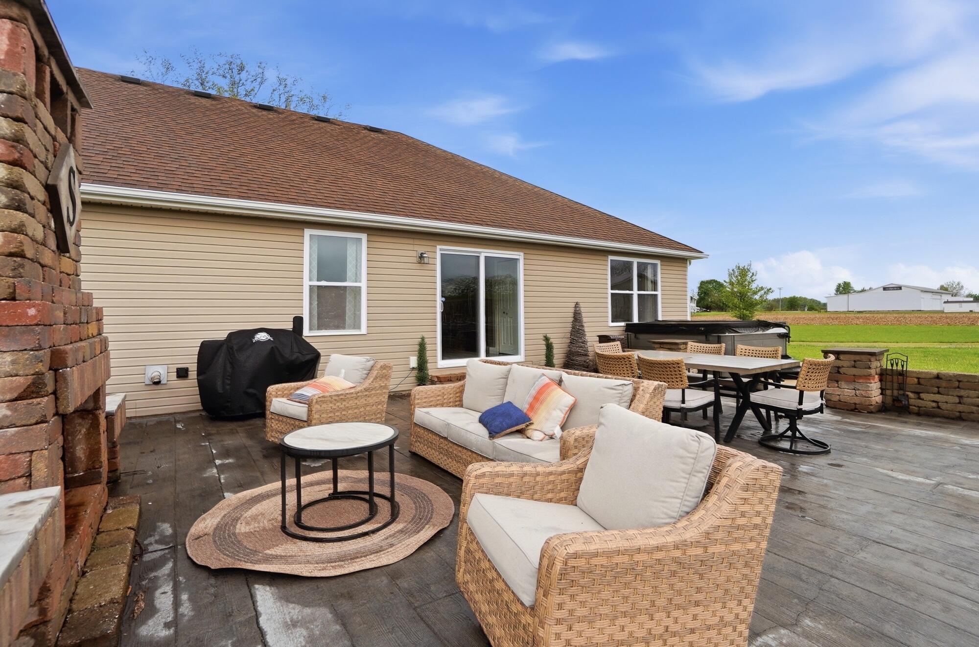 16120 Waynesfield Road, Waynesfield, Ohio 45896