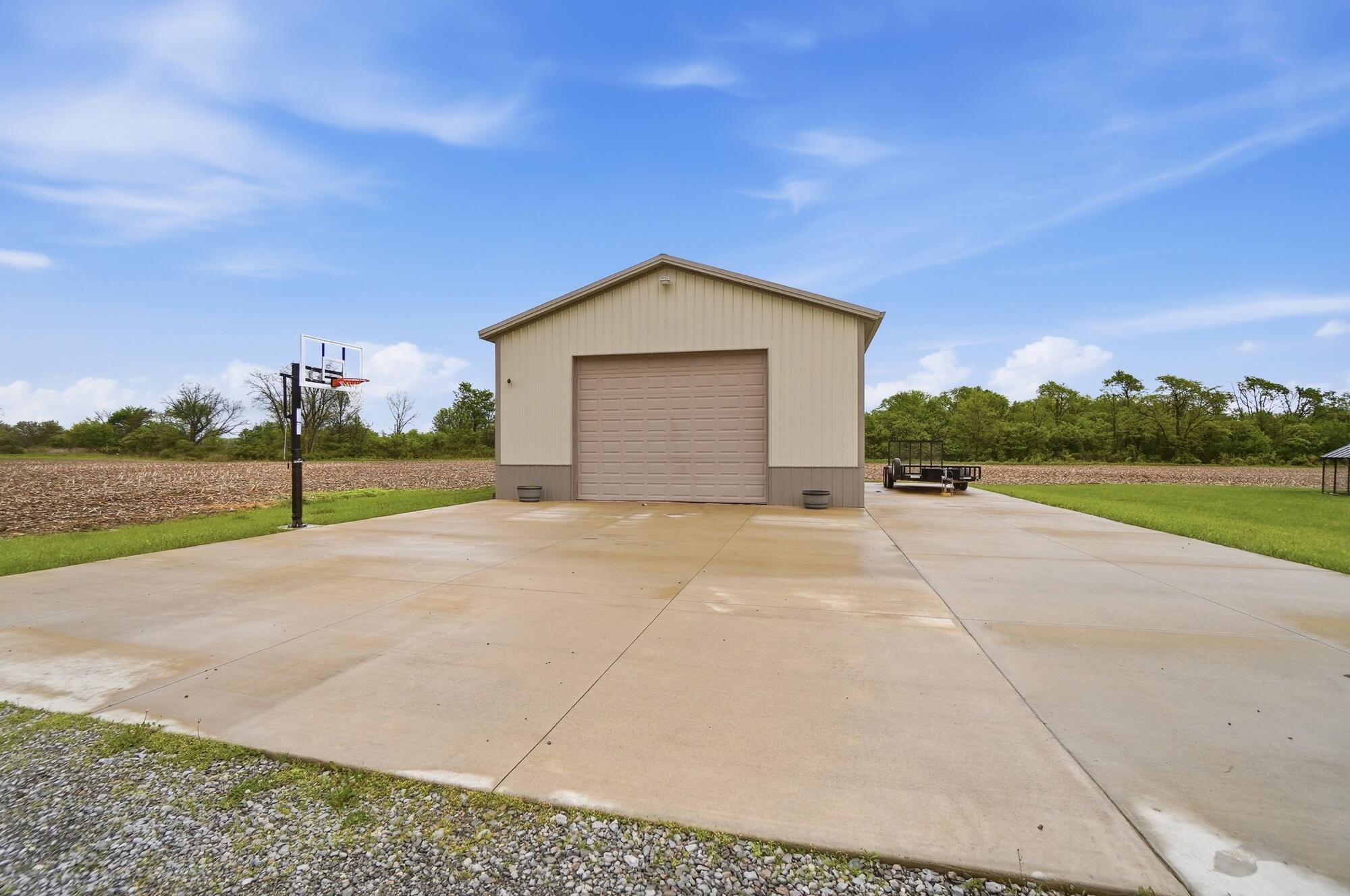 16120 Waynesfield Road, Waynesfield, Ohio 45896