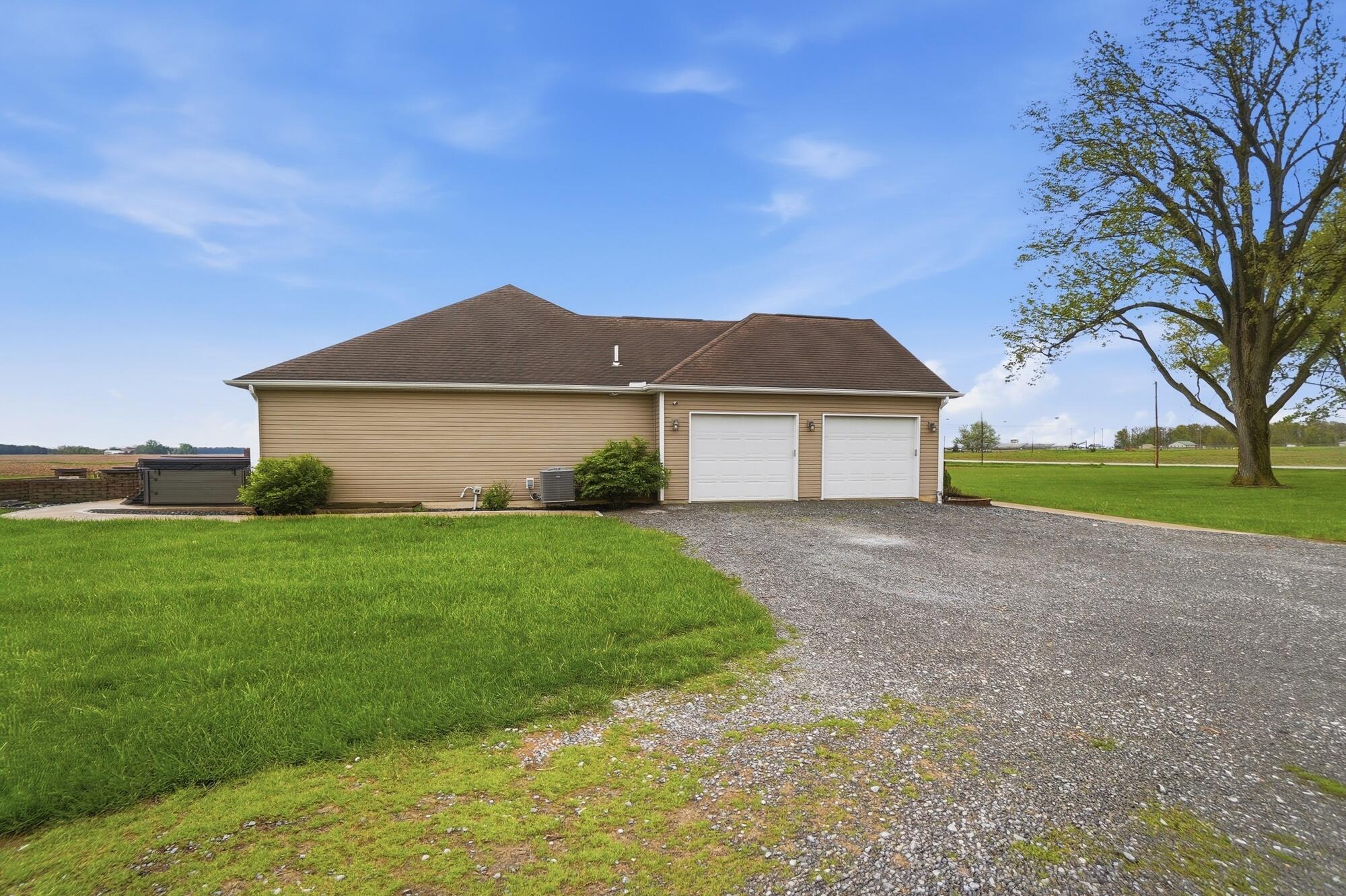 16120 Waynesfield Road, Waynesfield, Ohio 45896