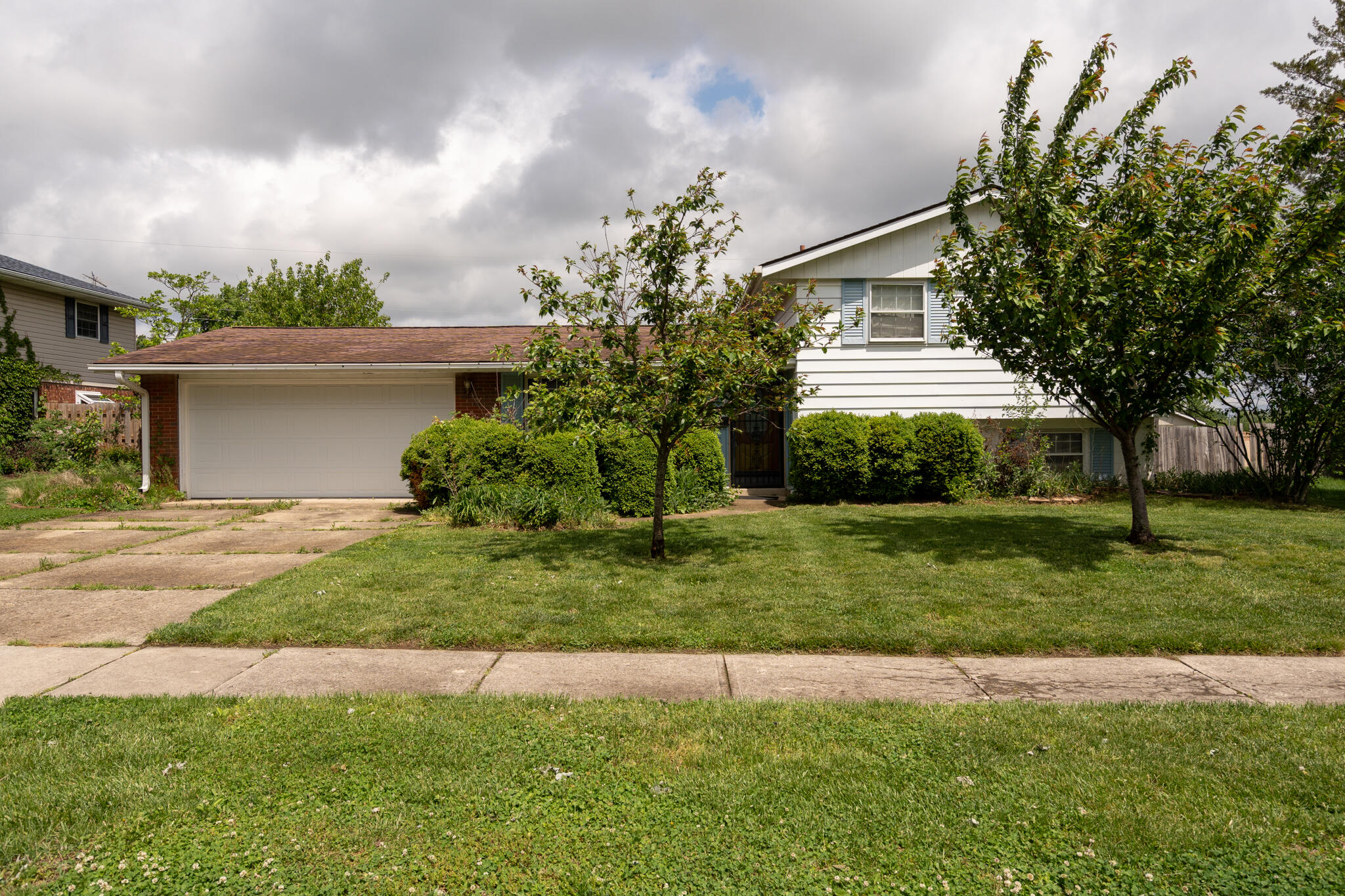 281 Fairway Drive, Fairborn, Ohio 45324