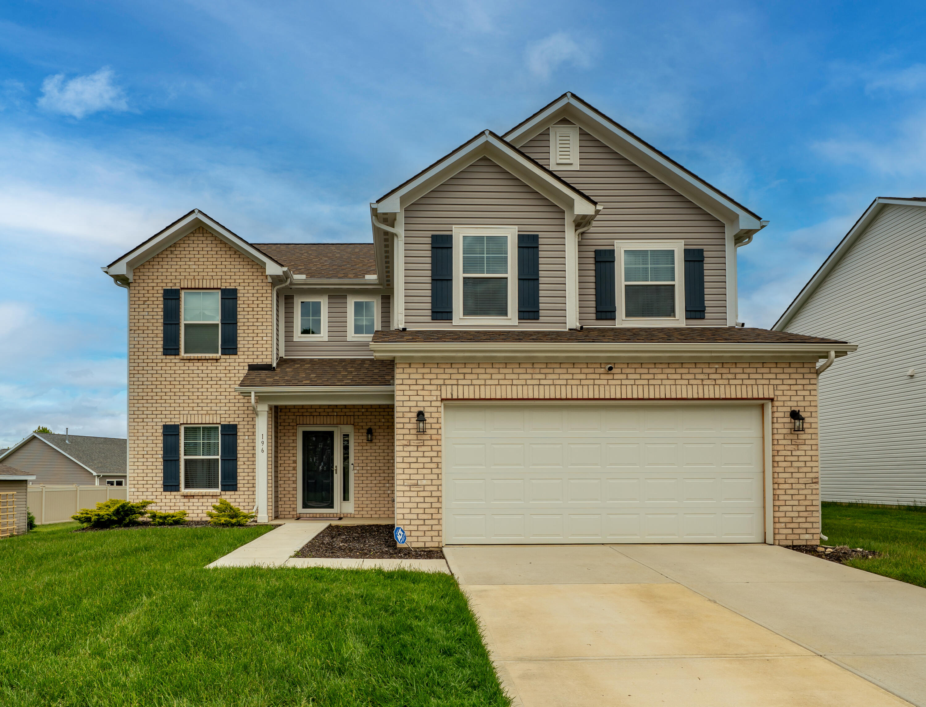 196 Riesling Drive, Englewood, Ohio 45322