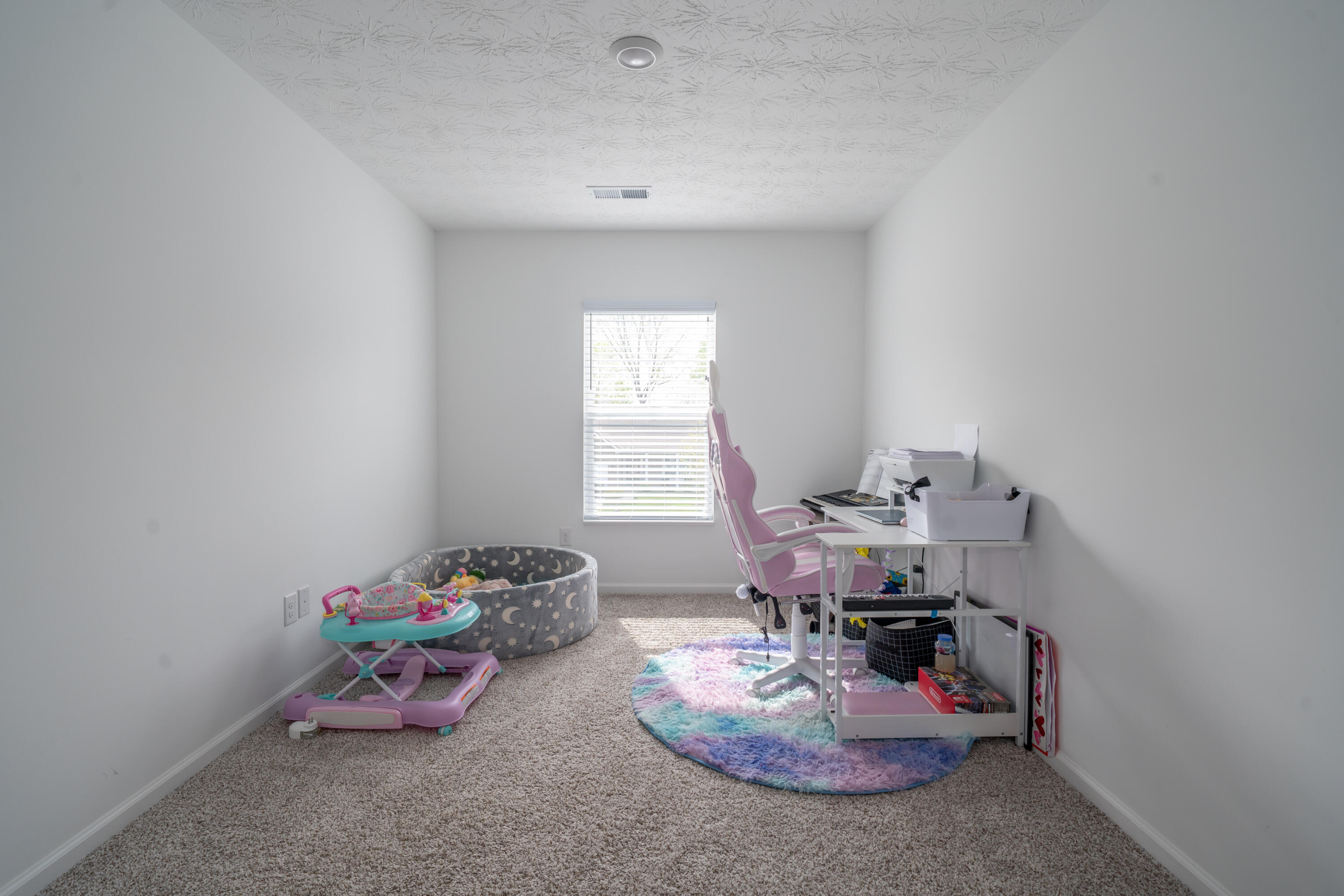 196 Riesling Drive, Englewood, Ohio 45322