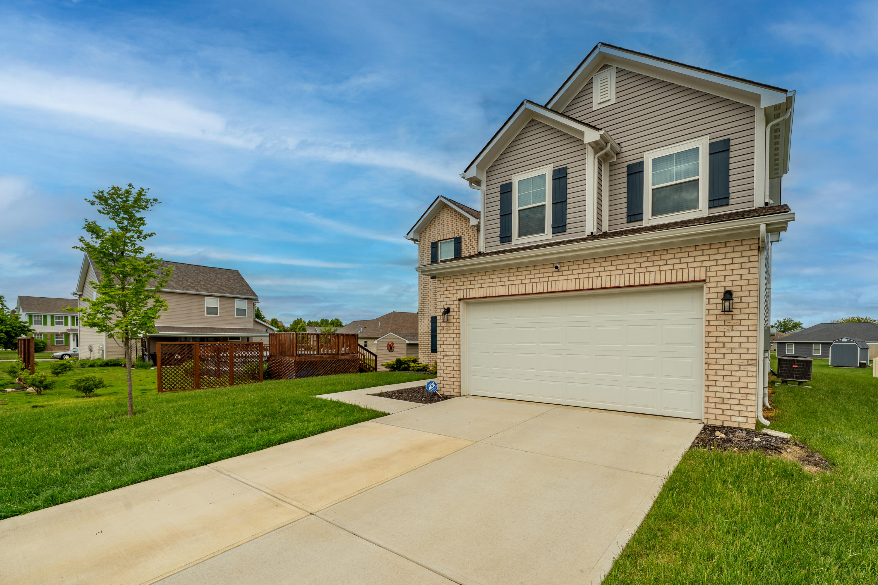 196 Riesling Drive, Englewood, Ohio 45322