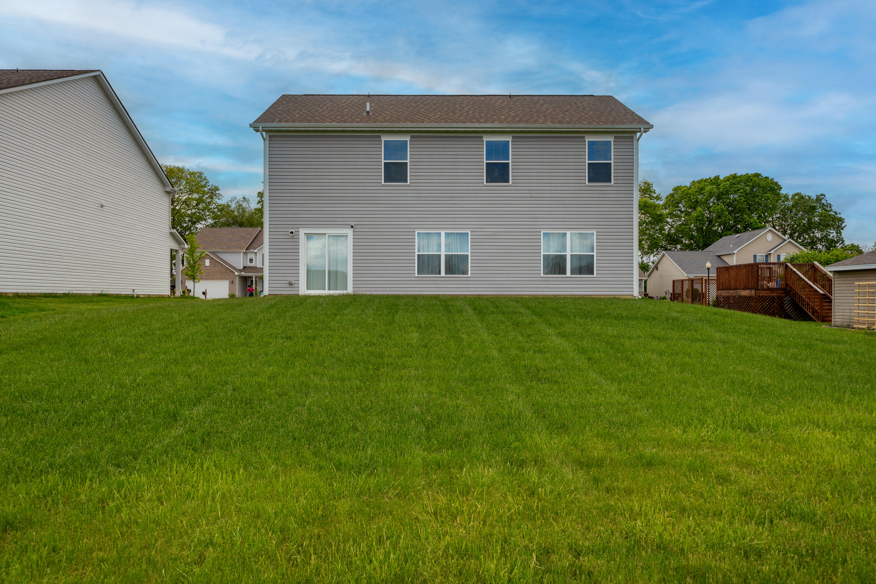196 Riesling Drive, Englewood, Ohio 45322