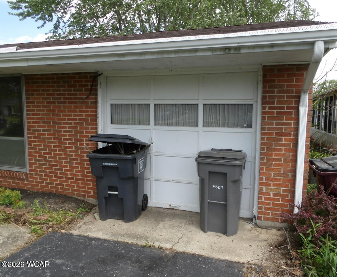 2104 Virginia Avenue, Lima, Ohio