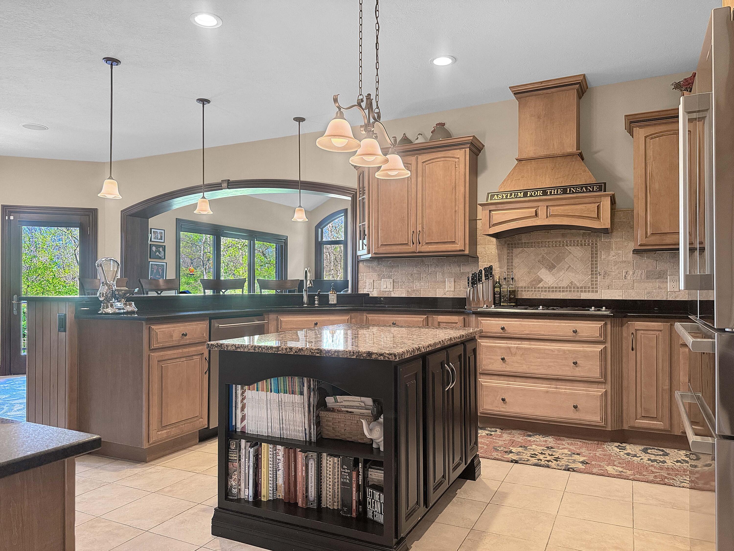 4096 Middle Urbana Road, Urbana, Ohio 43078