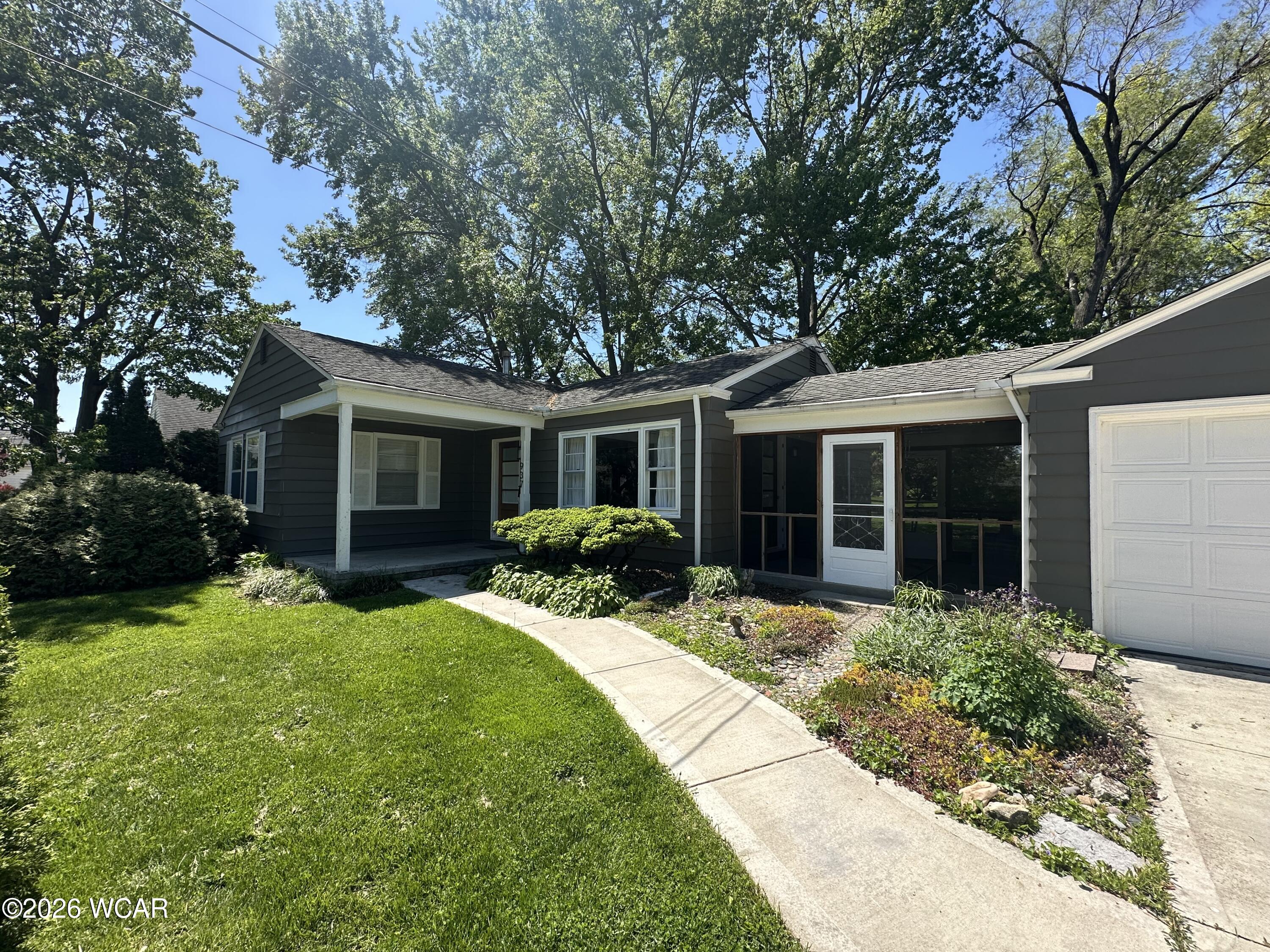 937 Fairview Avenue, Bowling Green, Ohio