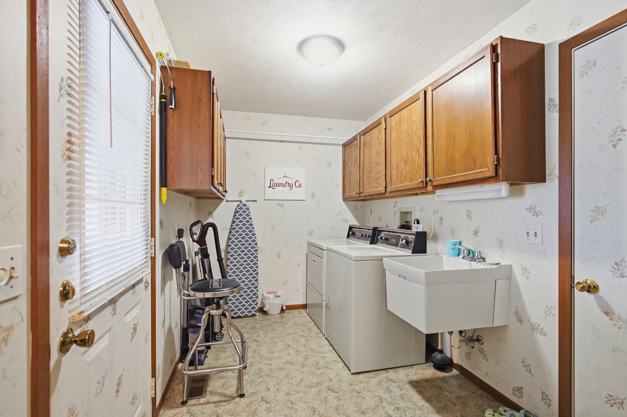 3113 Brixton Drive, Springfield, Ohio 45503
