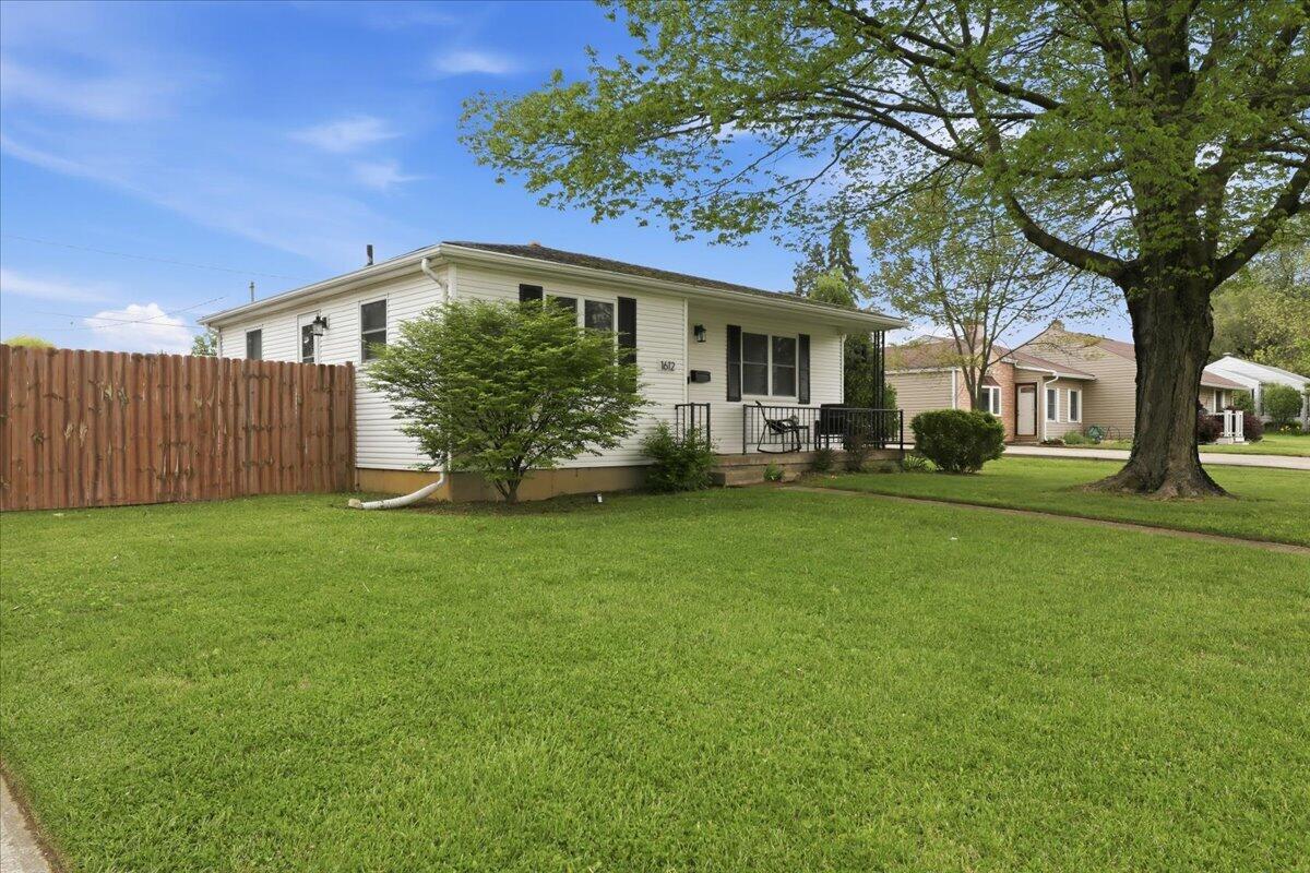 1612 Victory Drive, Springfield, Ohio 45505