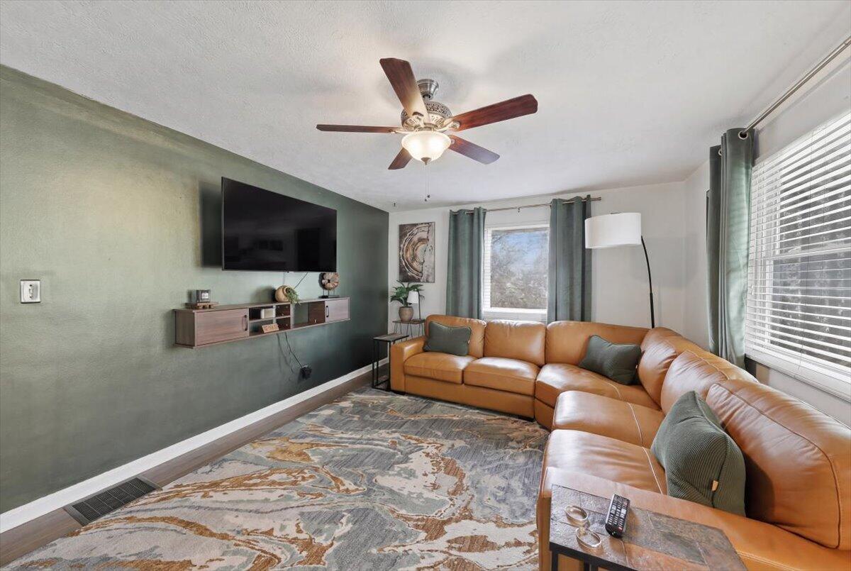 1612 Victory Drive, Springfield, Ohio 45505