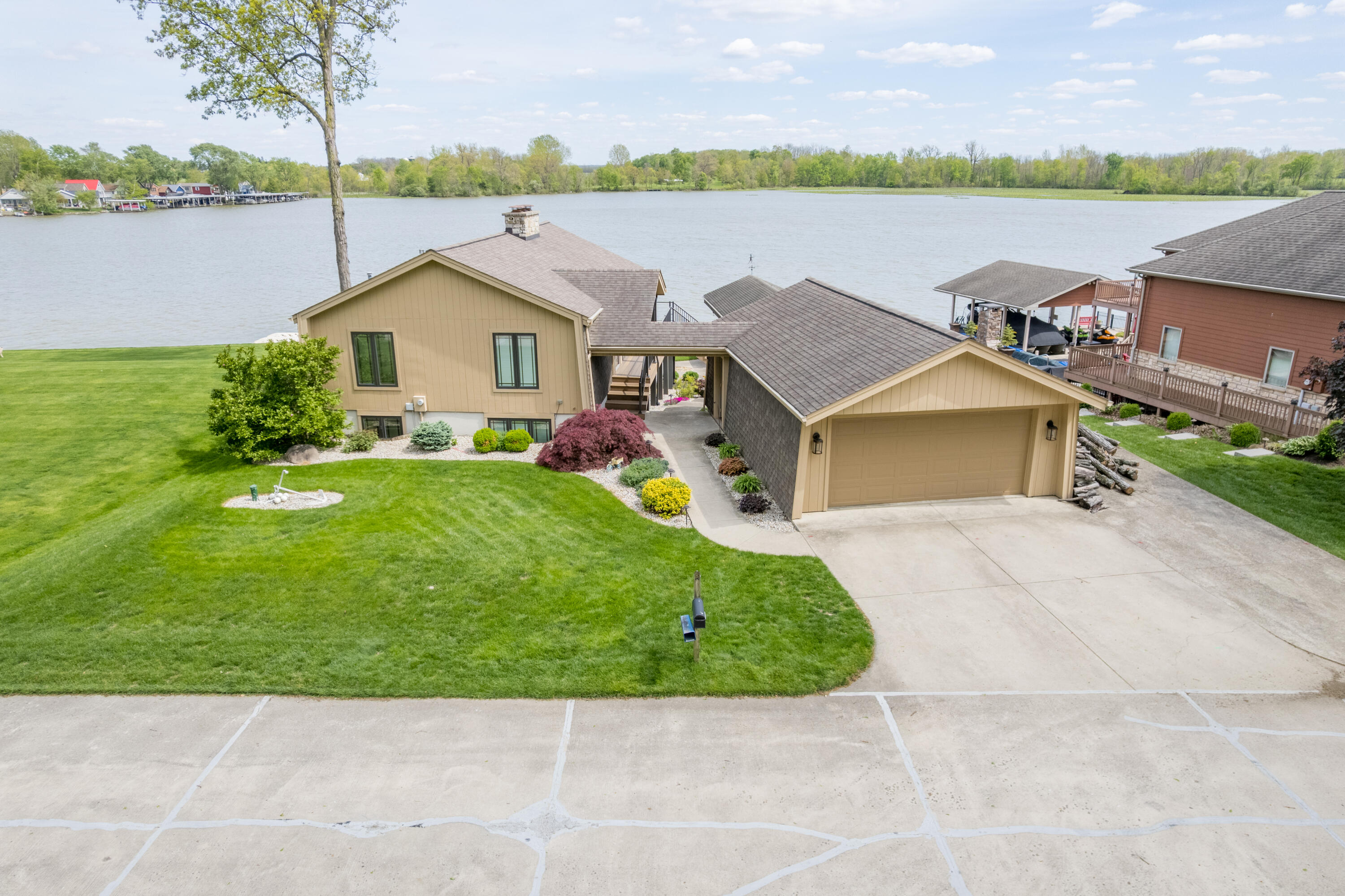 9072 Hickory Lane, Huntsville, Ohio 43324