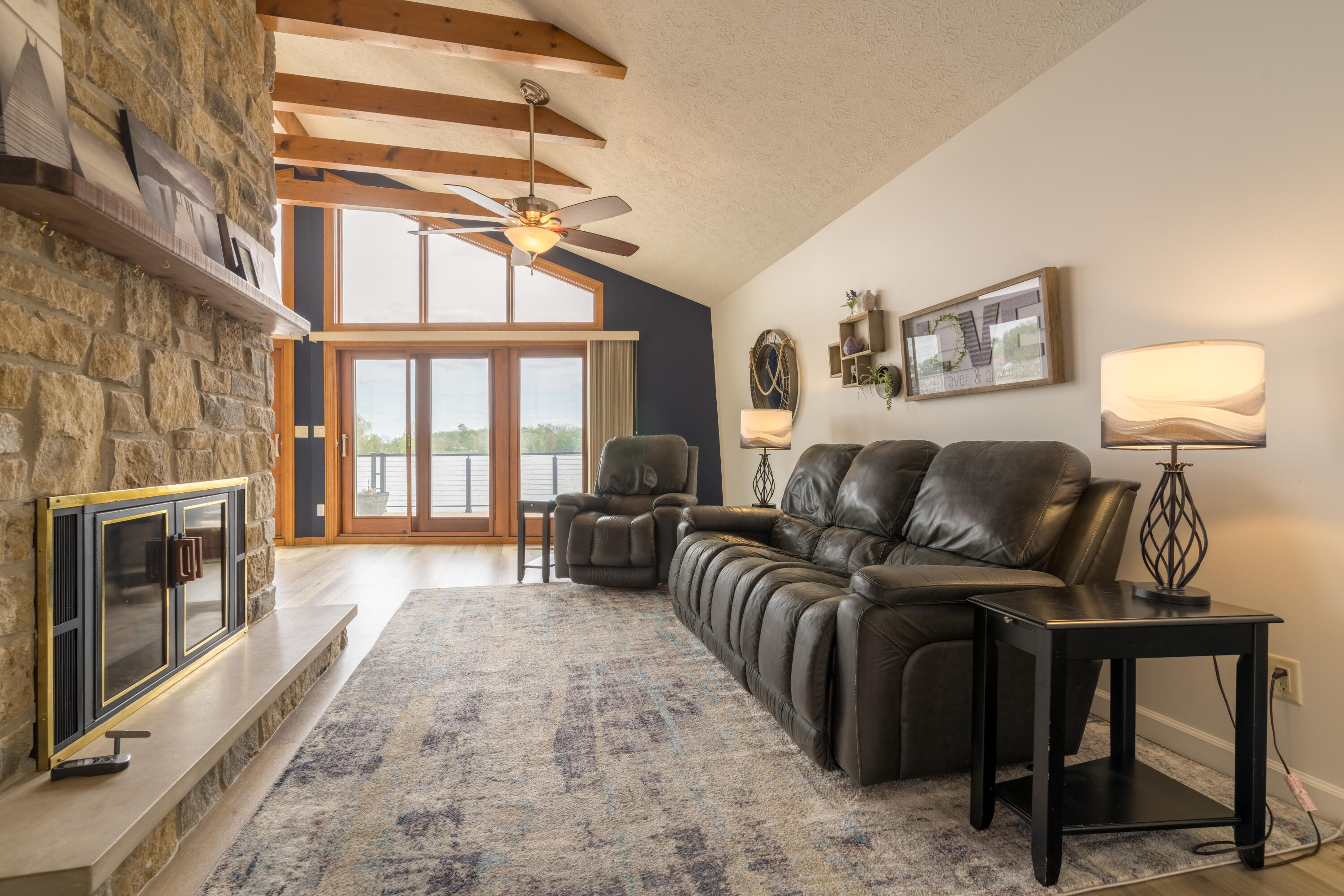 9072 Hickory Lane, Huntsville, Ohio 43324