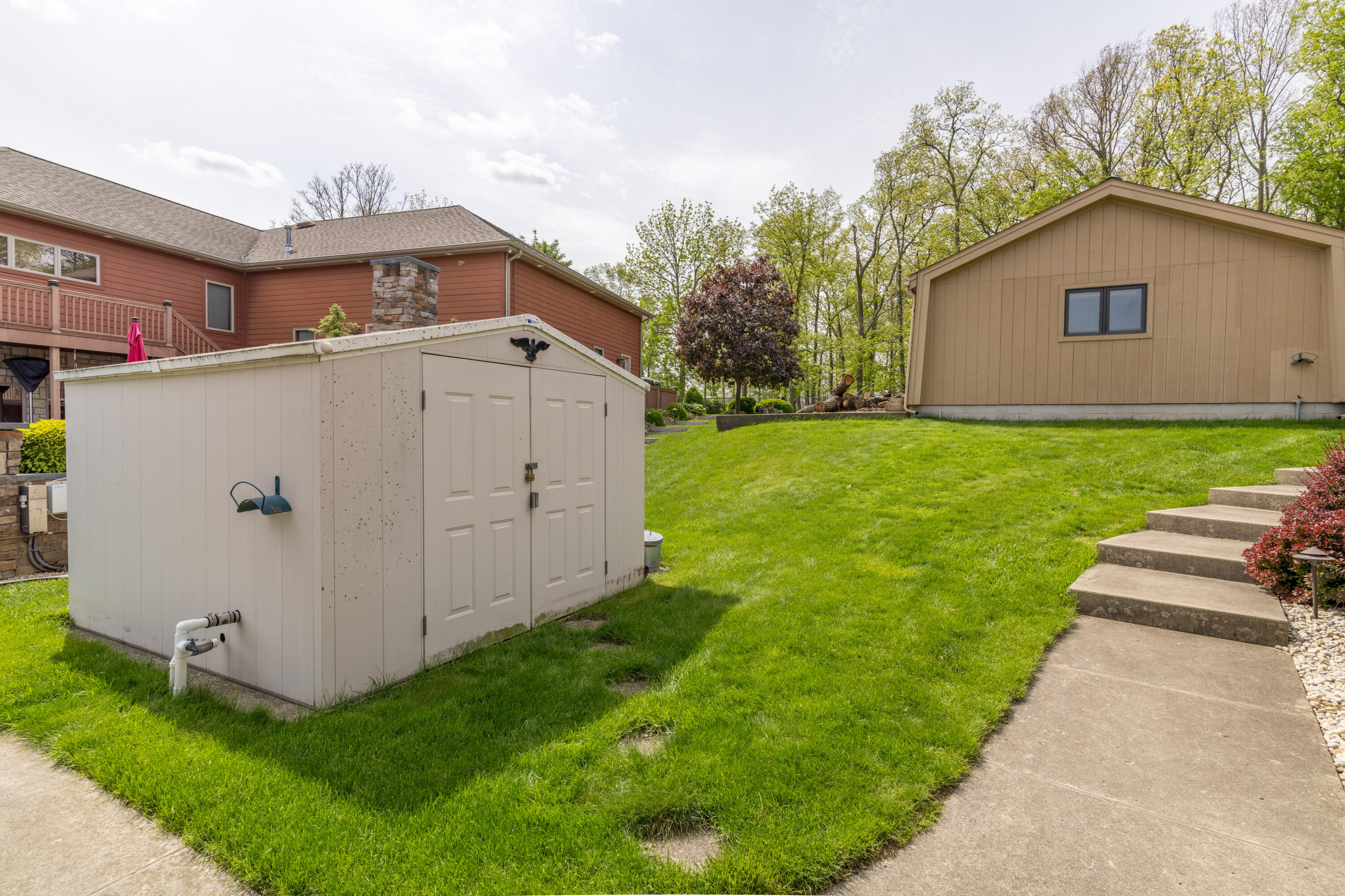 9072 Hickory Lane, Huntsville, Ohio 43324