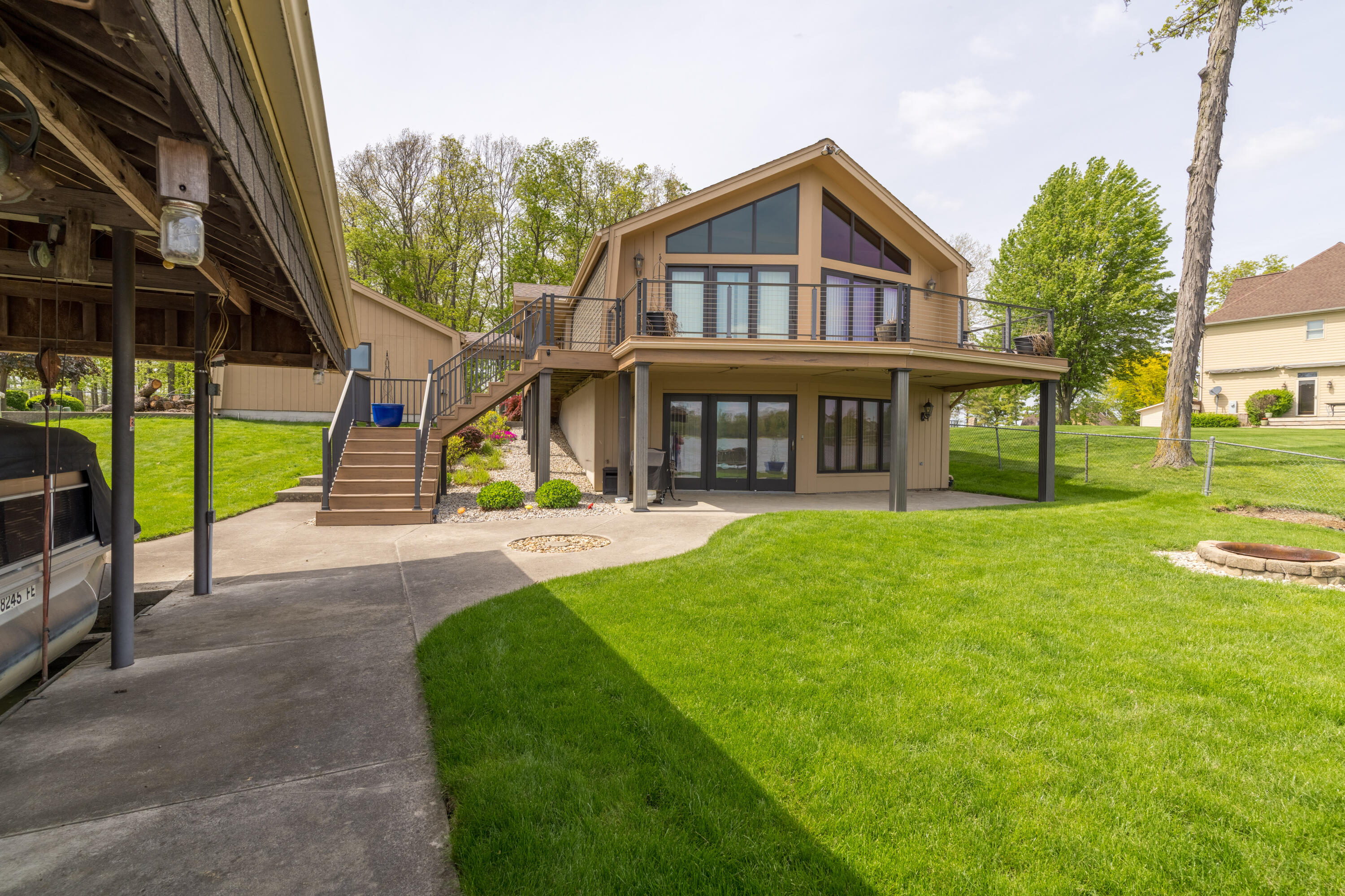 9072 Hickory Lane, Huntsville, Ohio 43324