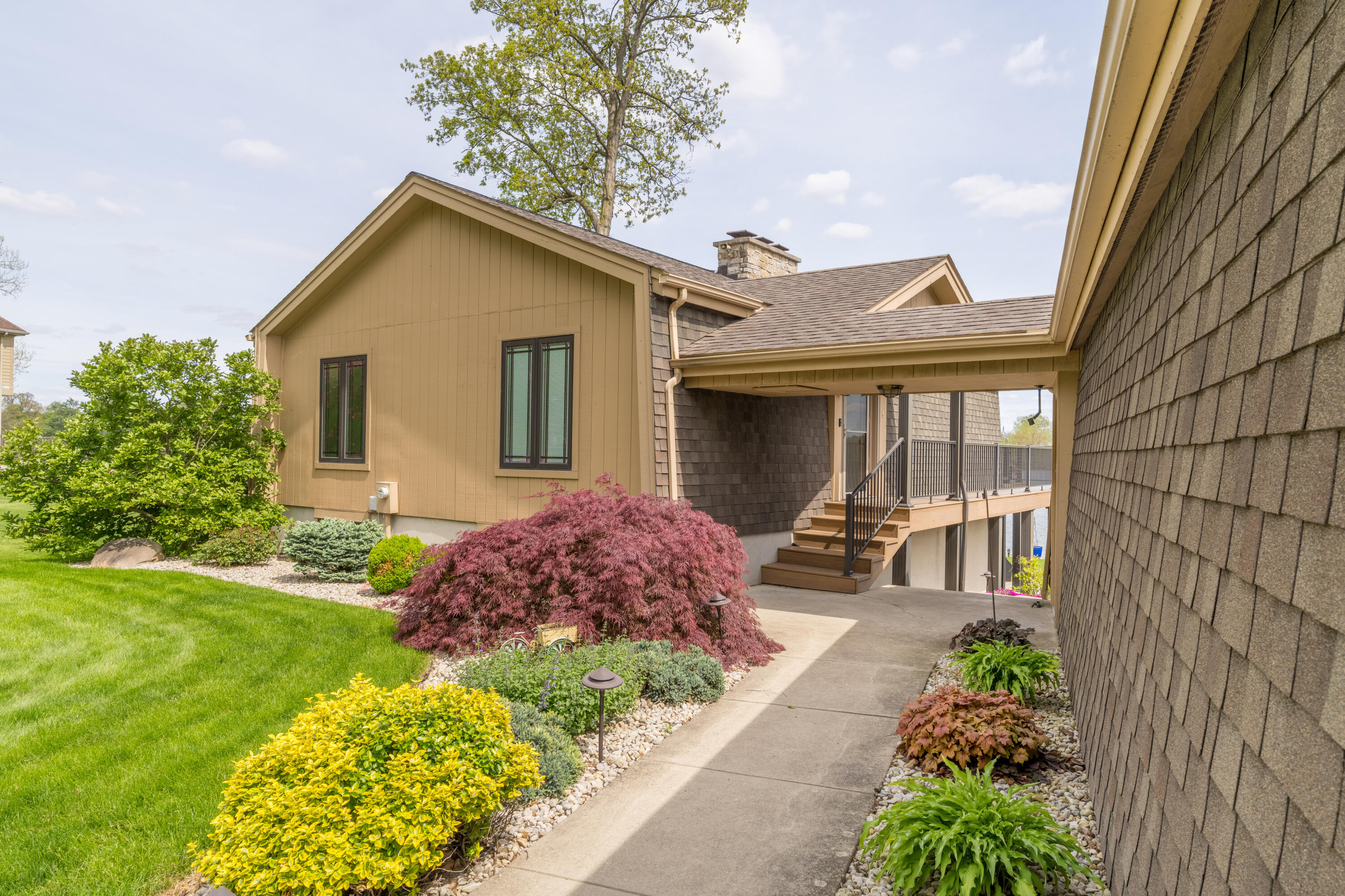 9072 Hickory Lane, Huntsville, Ohio 43324