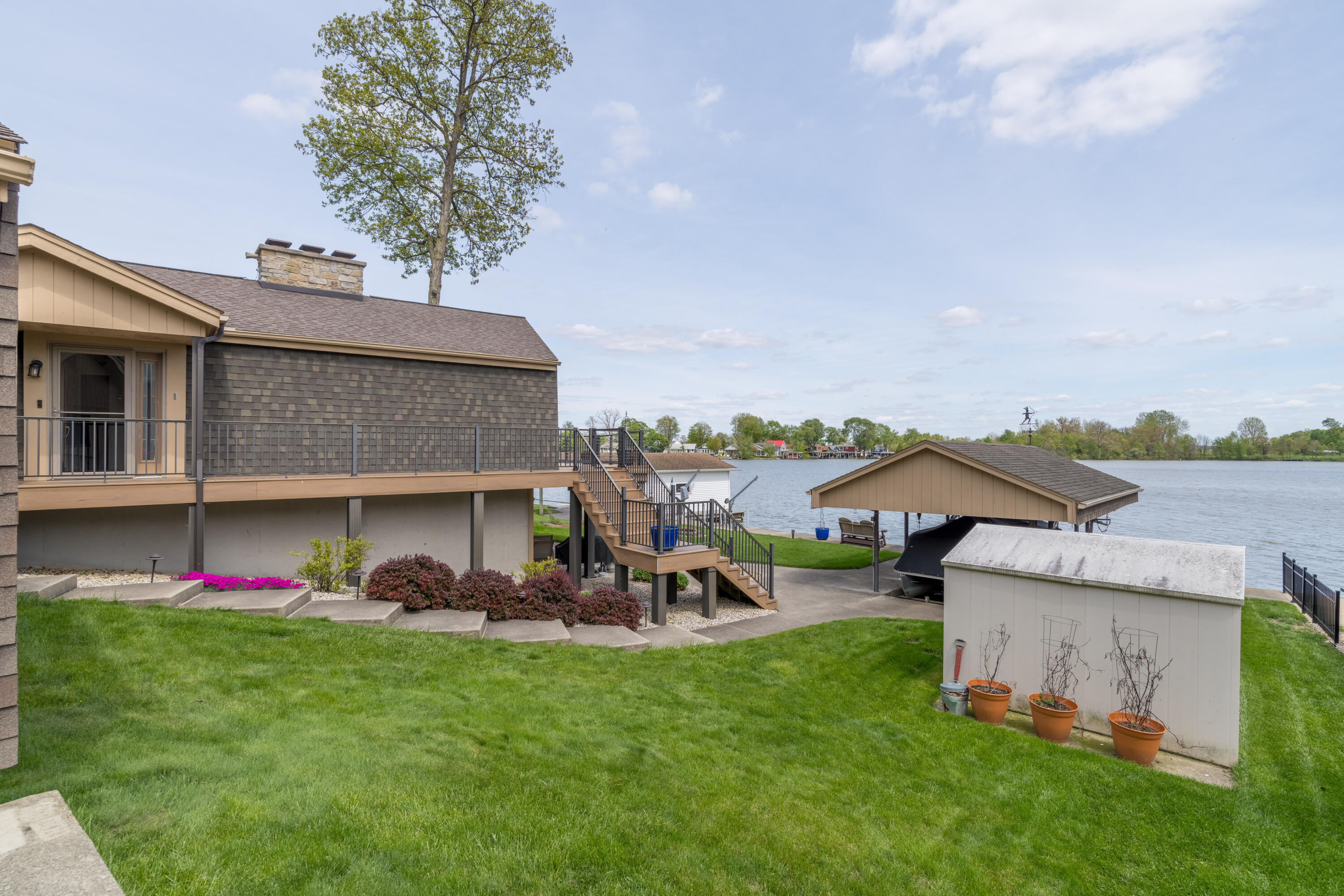 9072 Hickory Lane, Huntsville, Ohio 43324