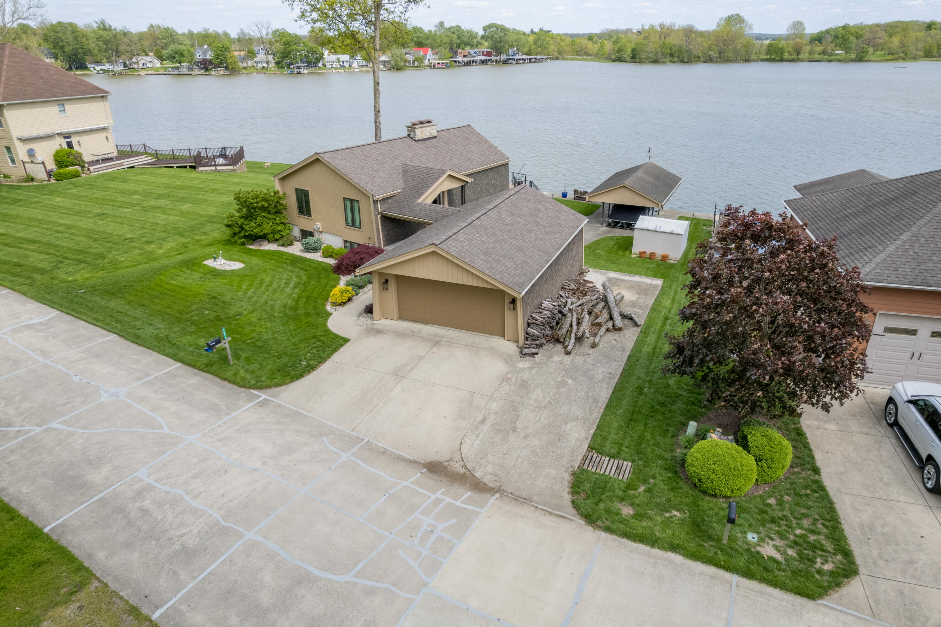 9072 Hickory Lane, Huntsville, Ohio 43324