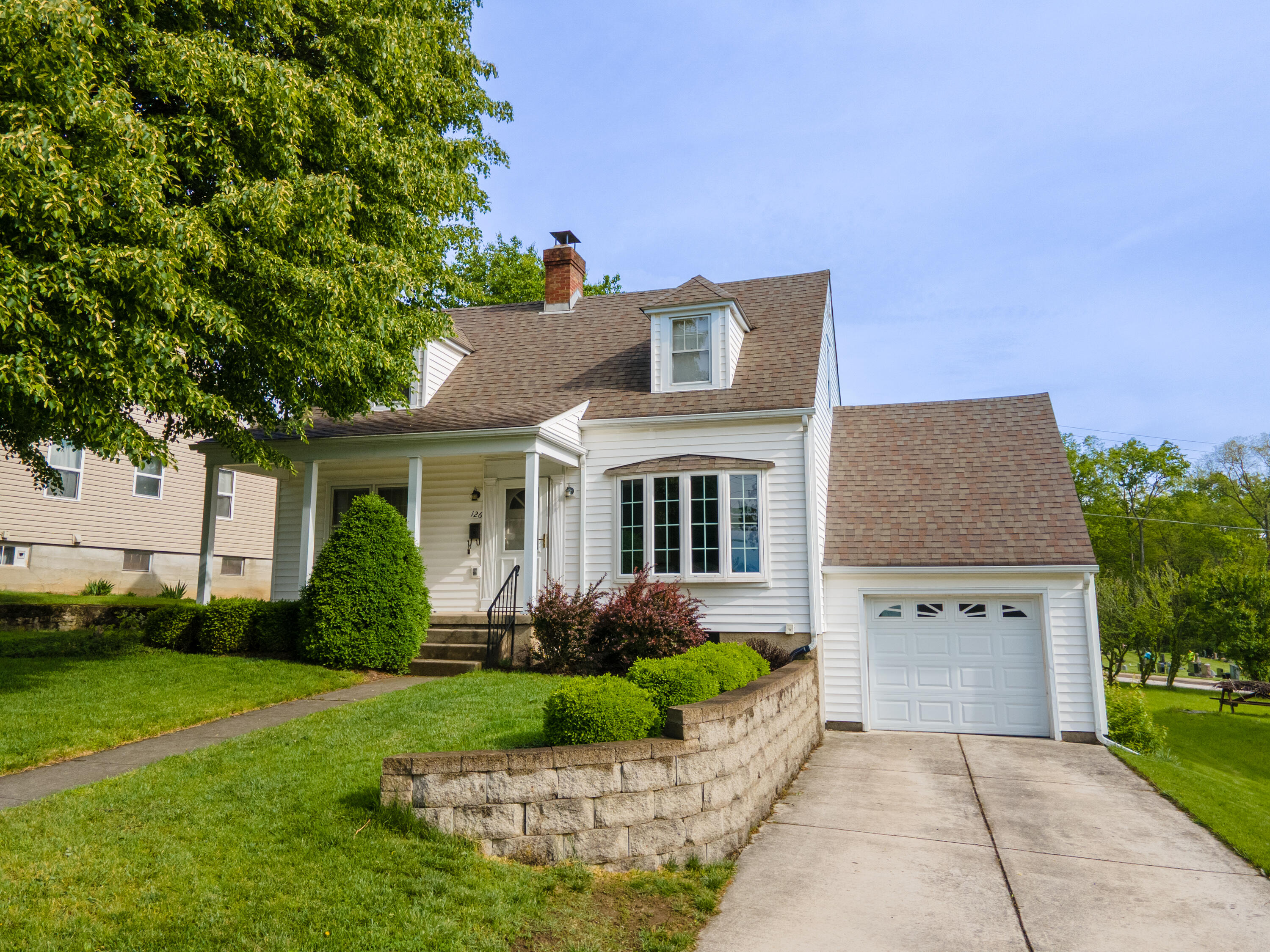 126 Parkwood Drive, West Milton, Ohio 45383