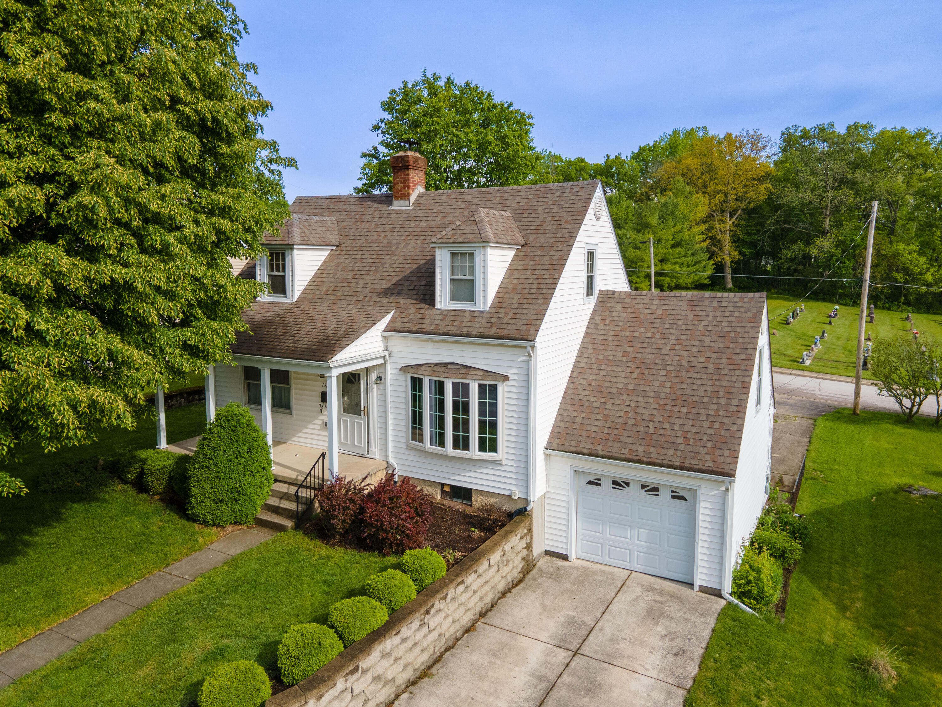 126 Parkwood Drive, West Milton, Ohio 45383