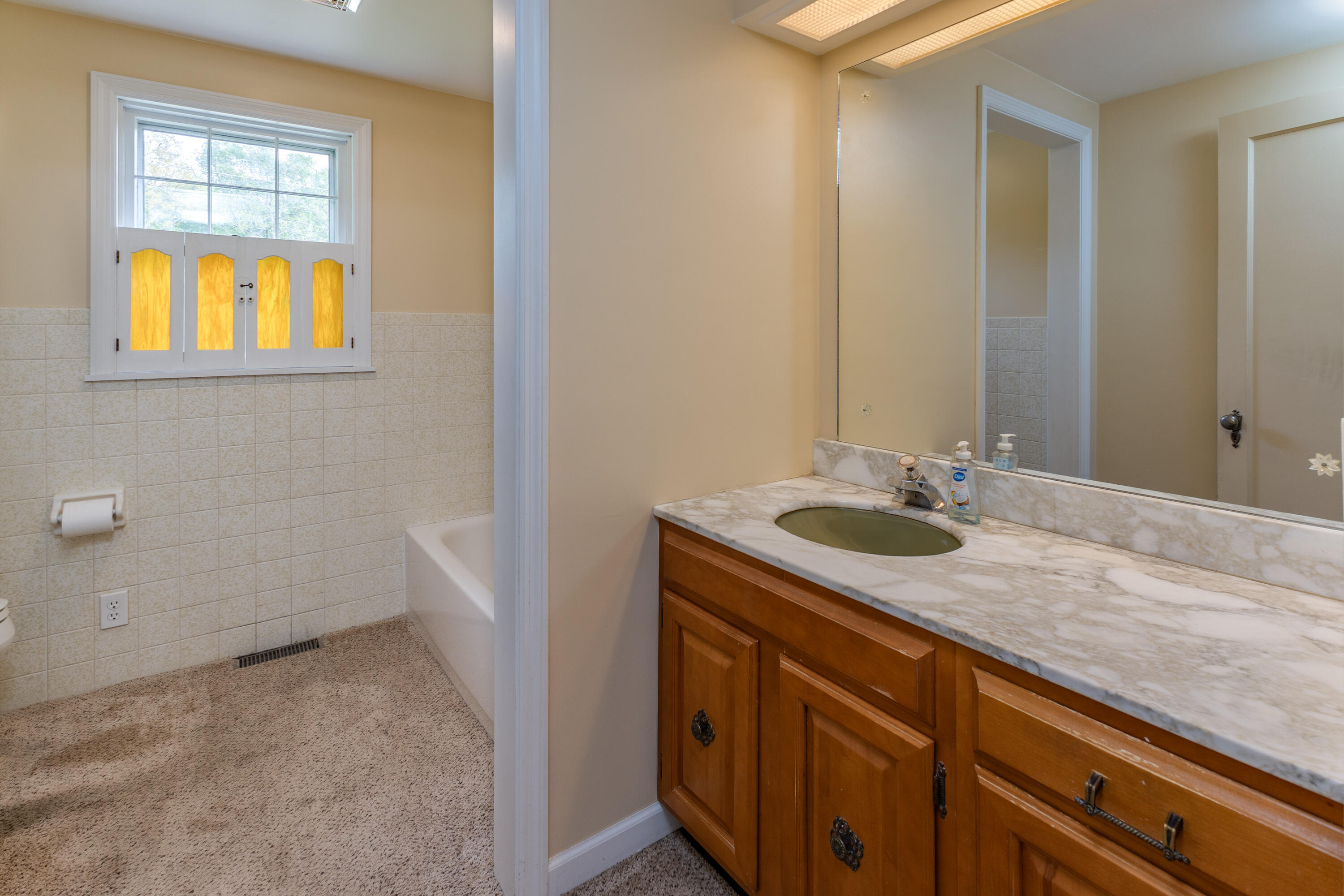 126 Parkwood Drive, West Milton, Ohio 45383