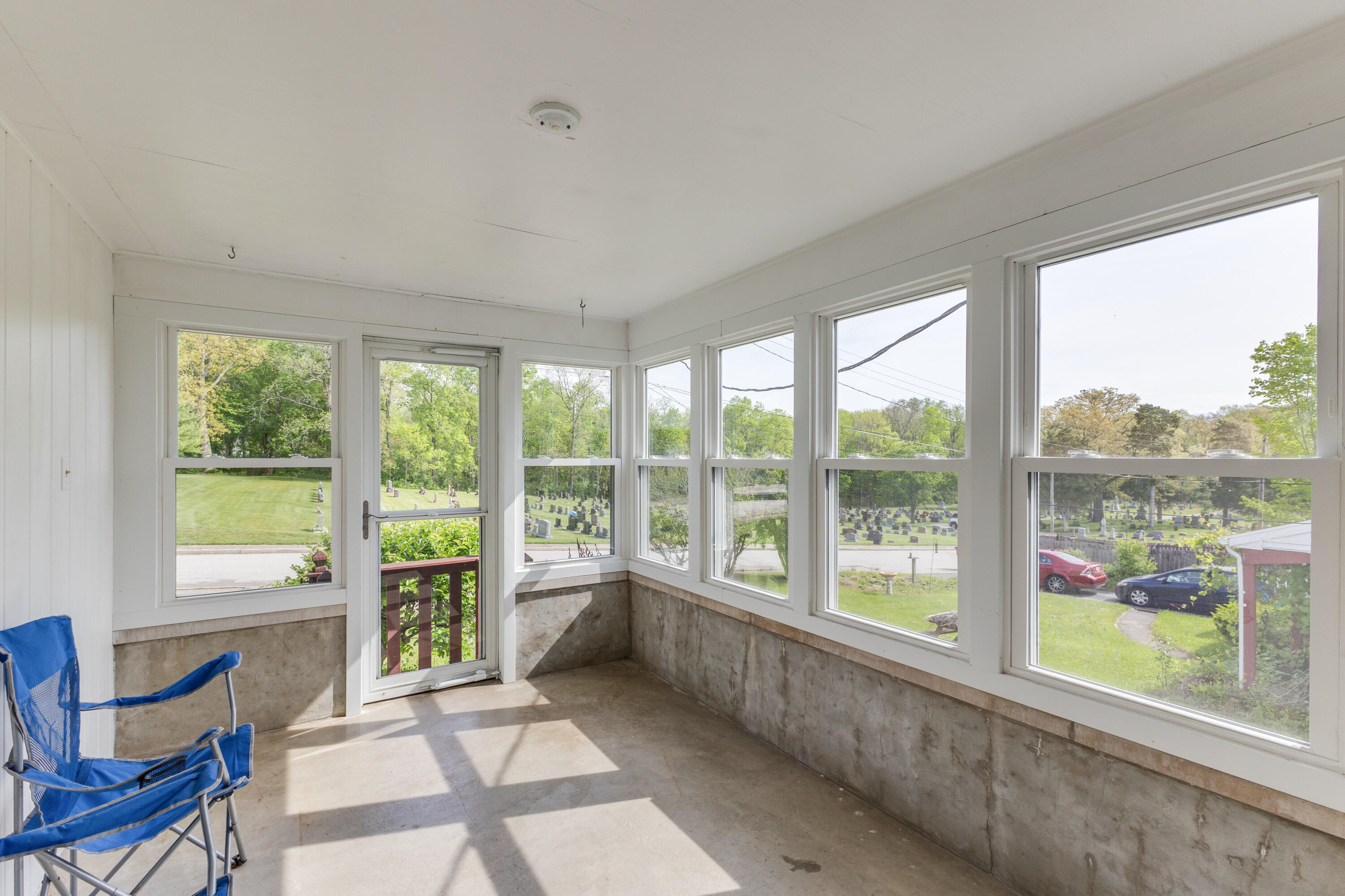 126 Parkwood Drive, West Milton, Ohio 45383
