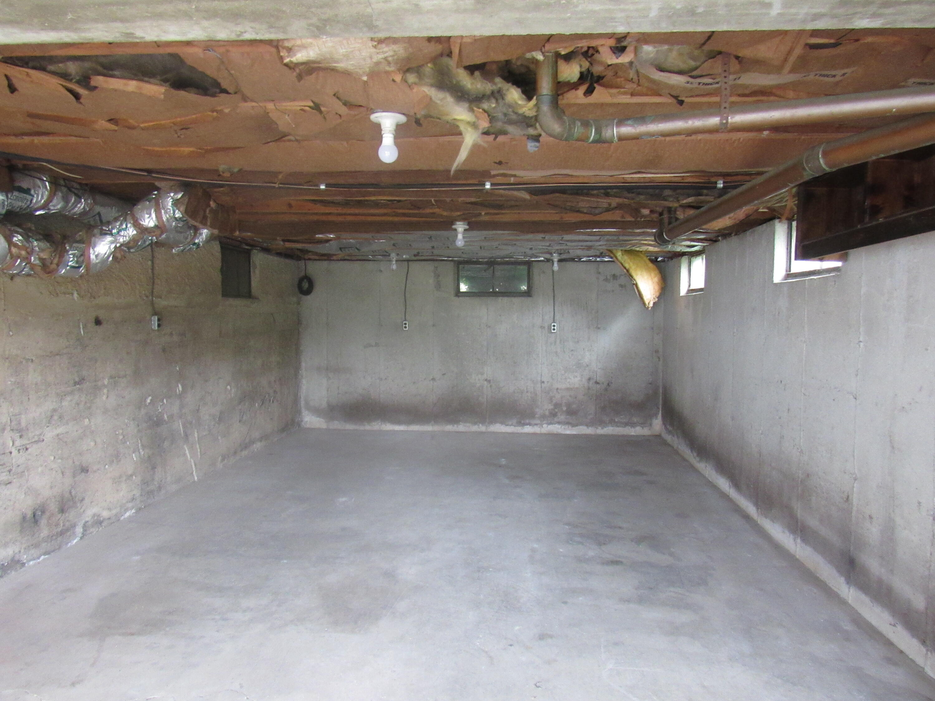 126 Parkwood Drive, West Milton, Ohio 45383