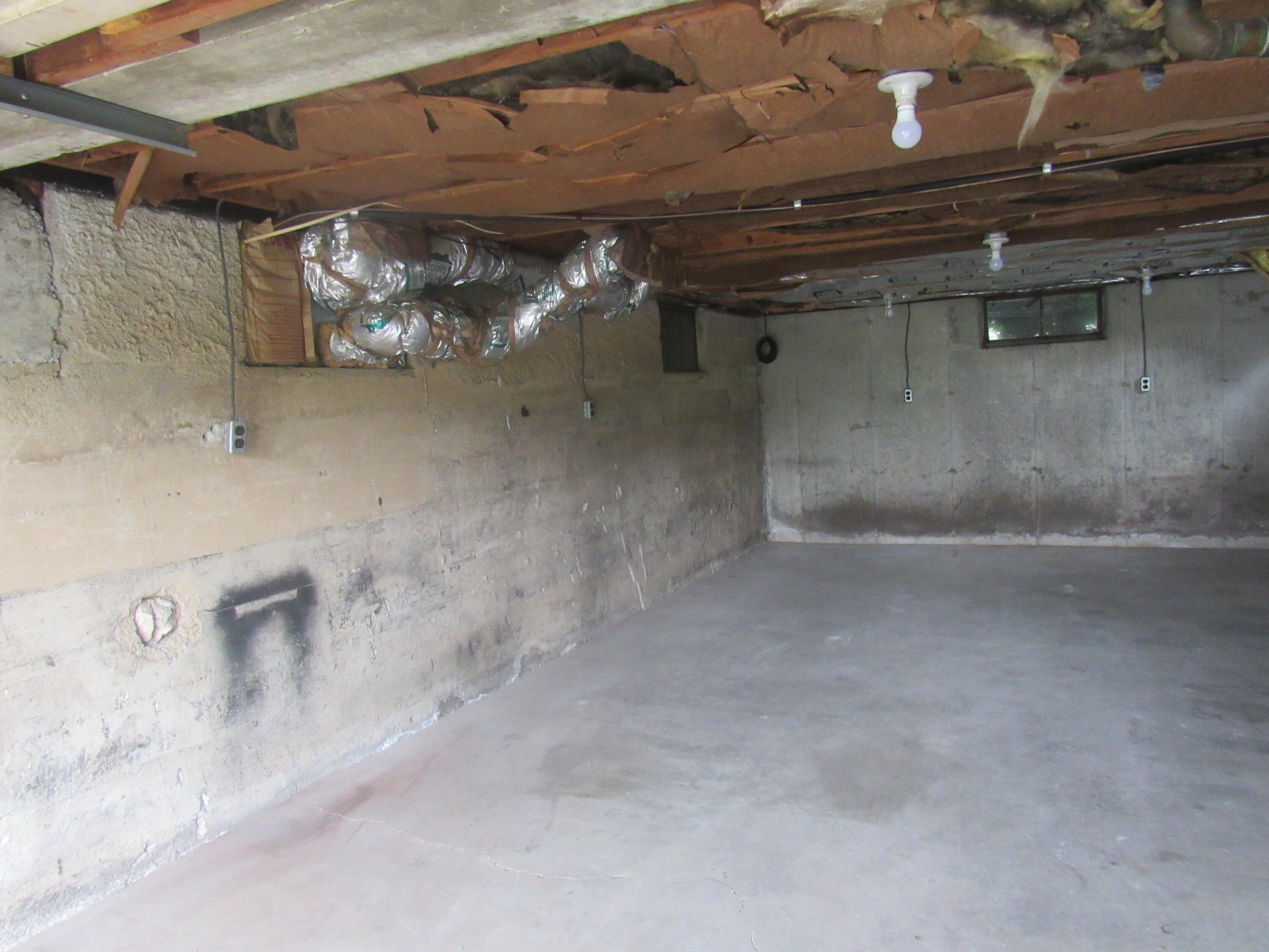 126 Parkwood Drive, West Milton, Ohio 45383