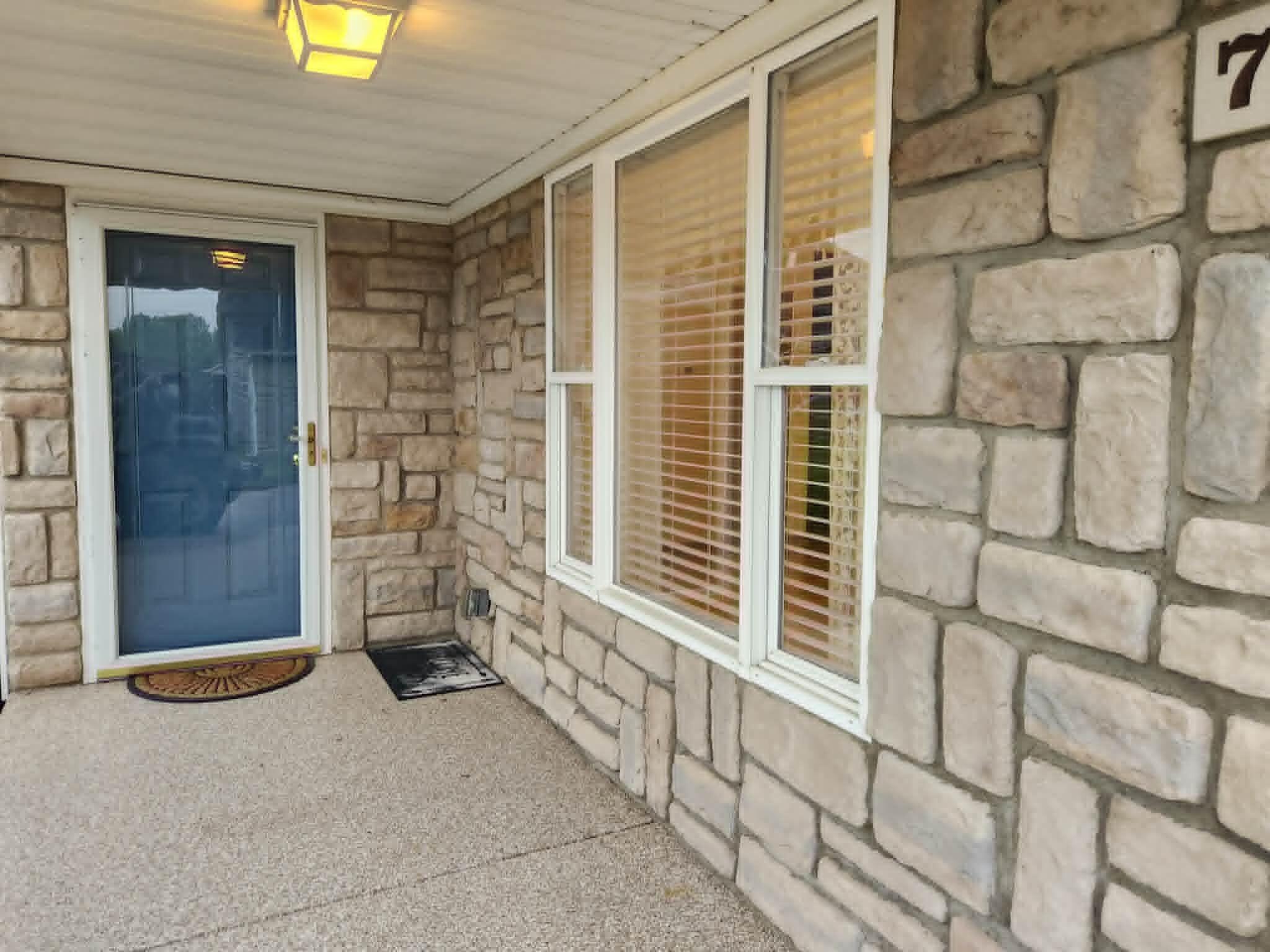 702 Fenview Drive, New Carlisle, Ohio 45344