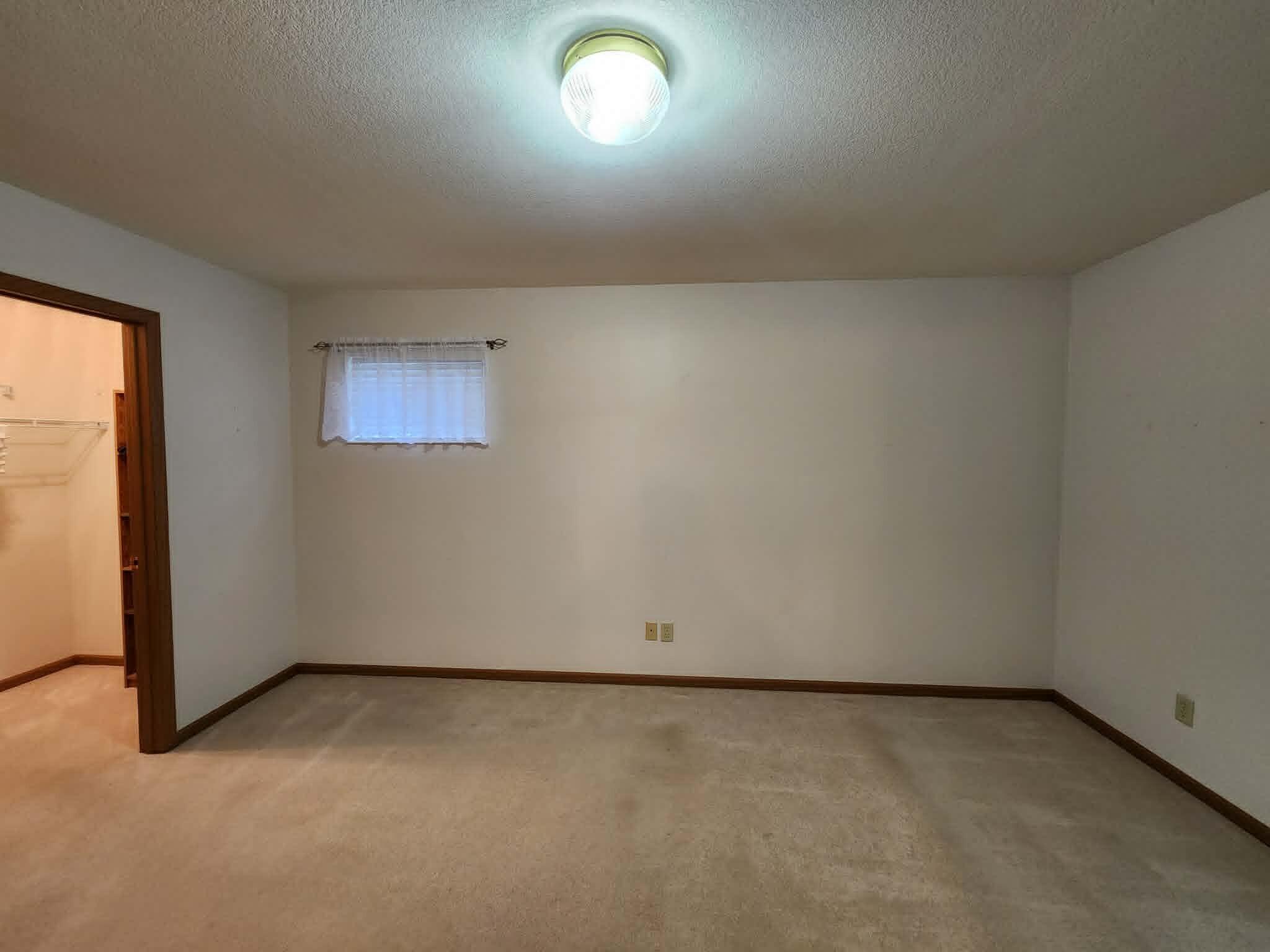 702 Fenview Drive, New Carlisle, Ohio 45344