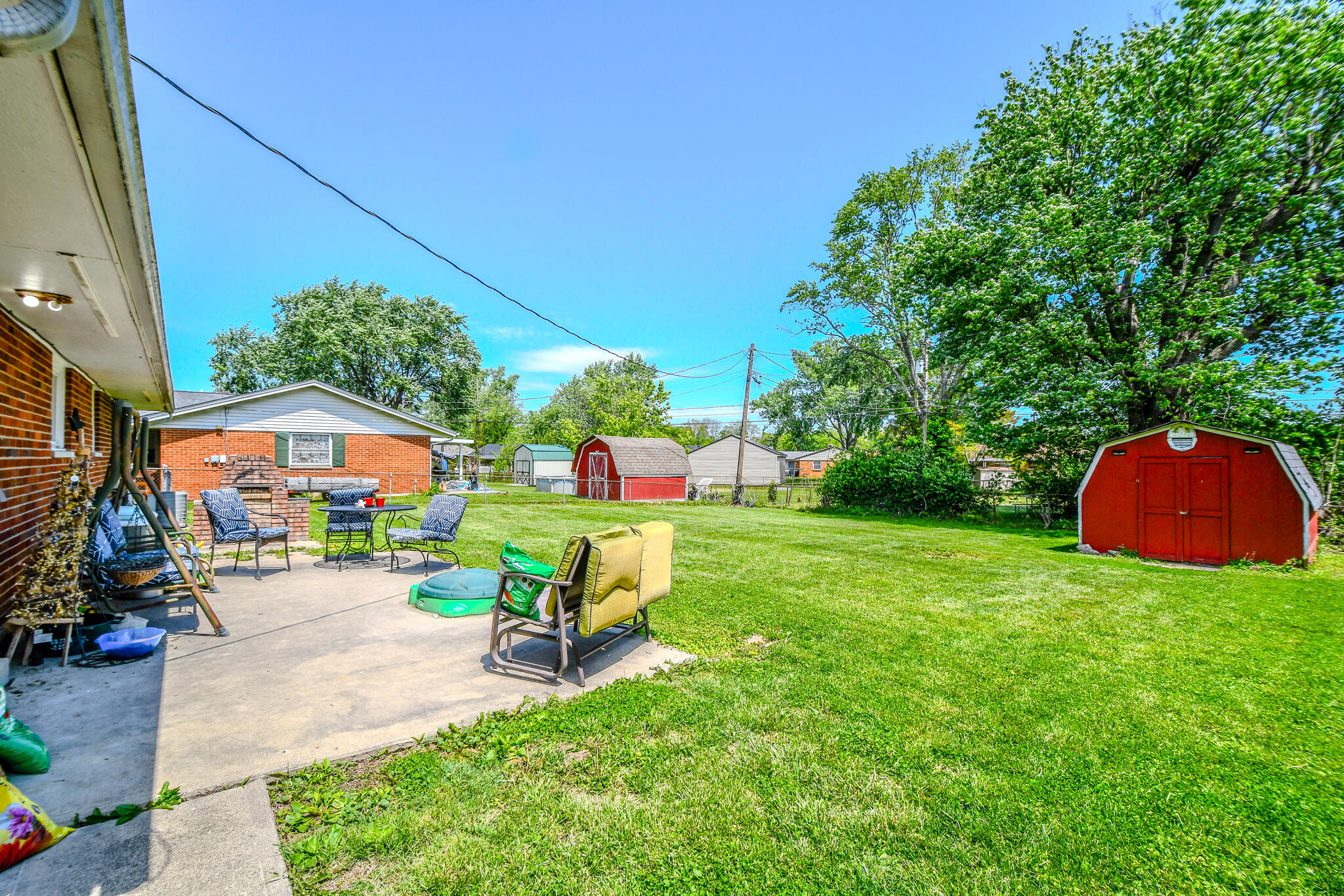203 Boitnott Drive, Englewood, Ohio 45322