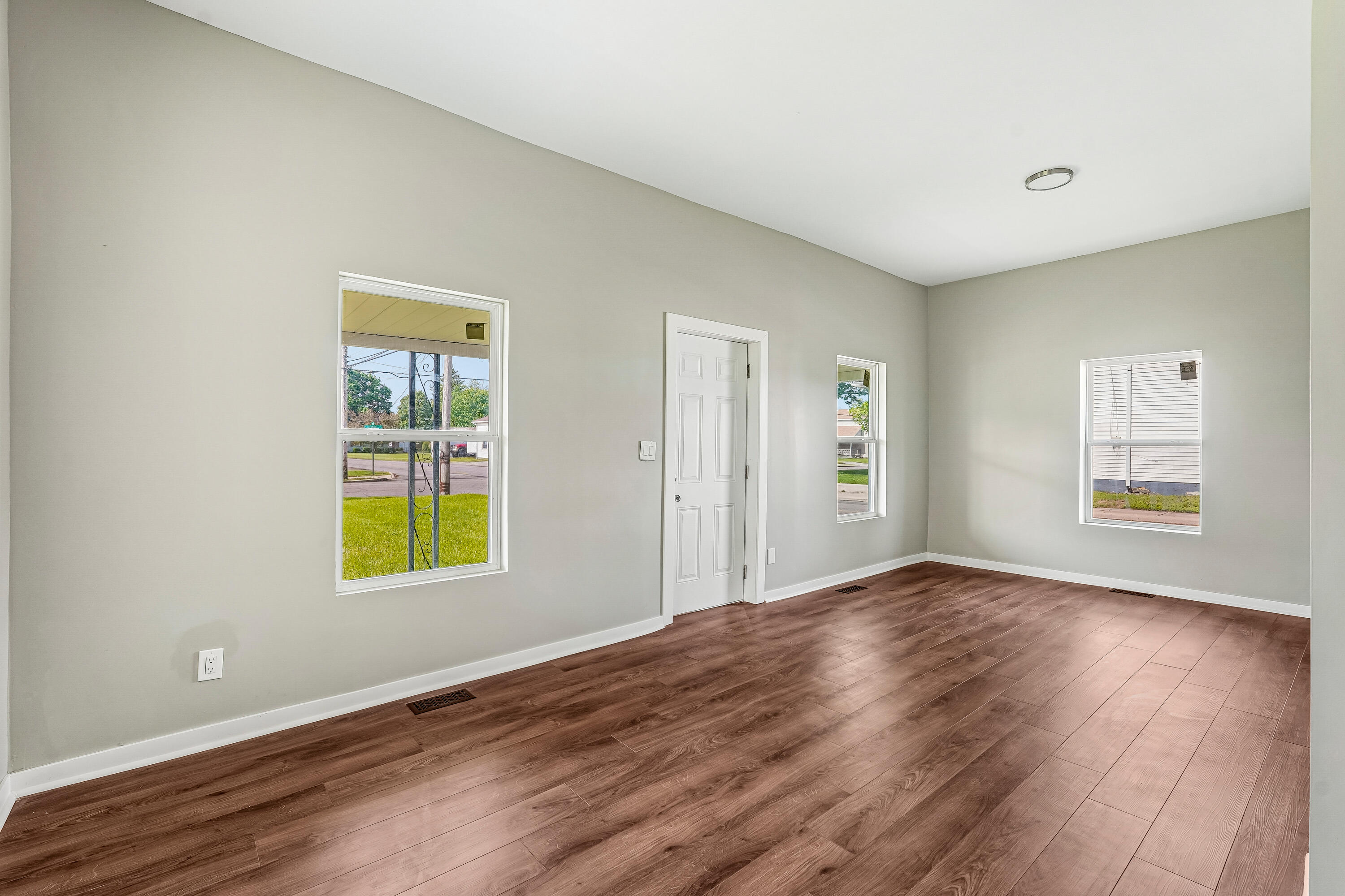 824 Columbus Avenue, Bellefontaine, Ohio 43311
