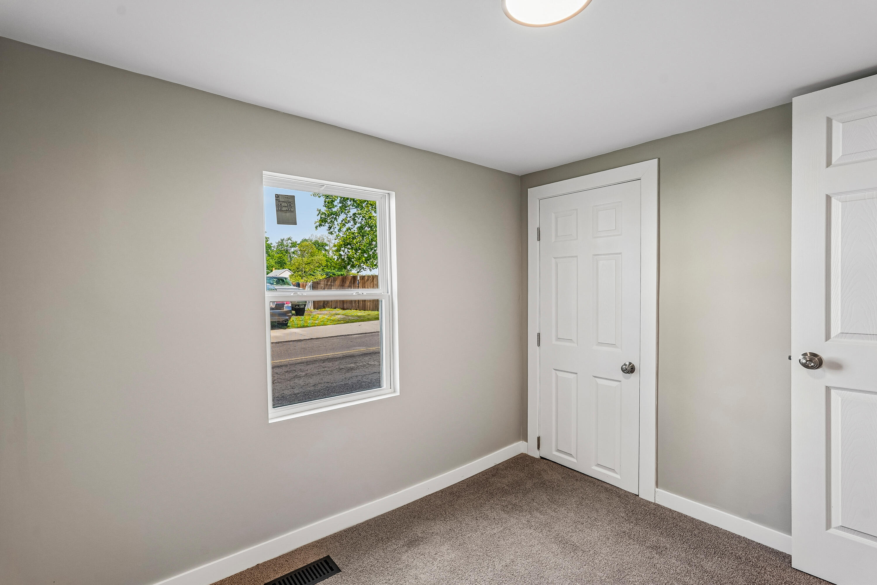 824 Columbus Avenue, Bellefontaine, Ohio 43311