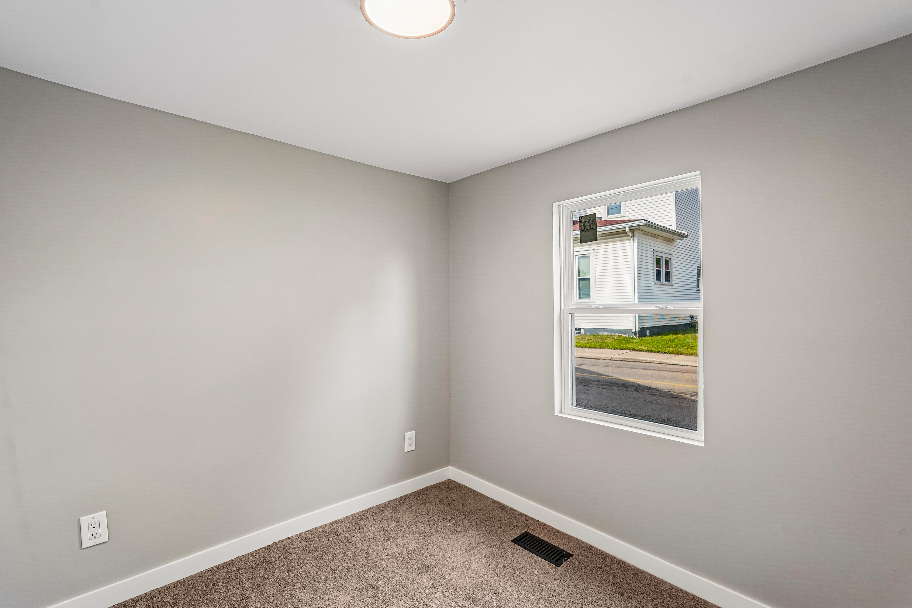 824 Columbus Avenue, Bellefontaine, Ohio 43311