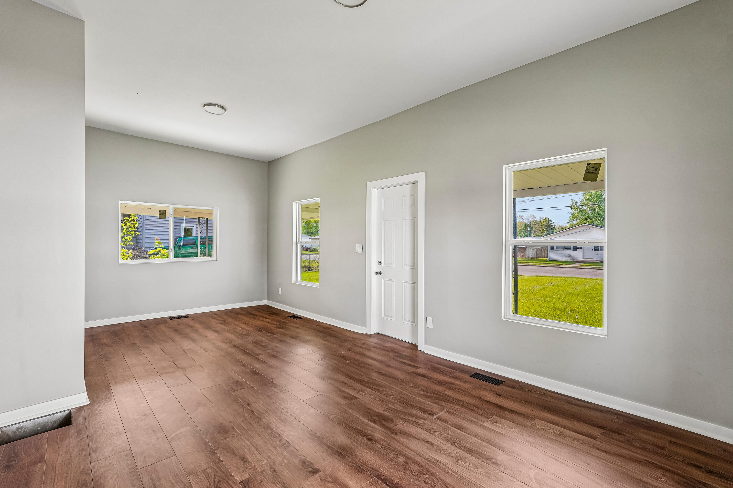824 Columbus Avenue, Bellefontaine, Ohio 43311