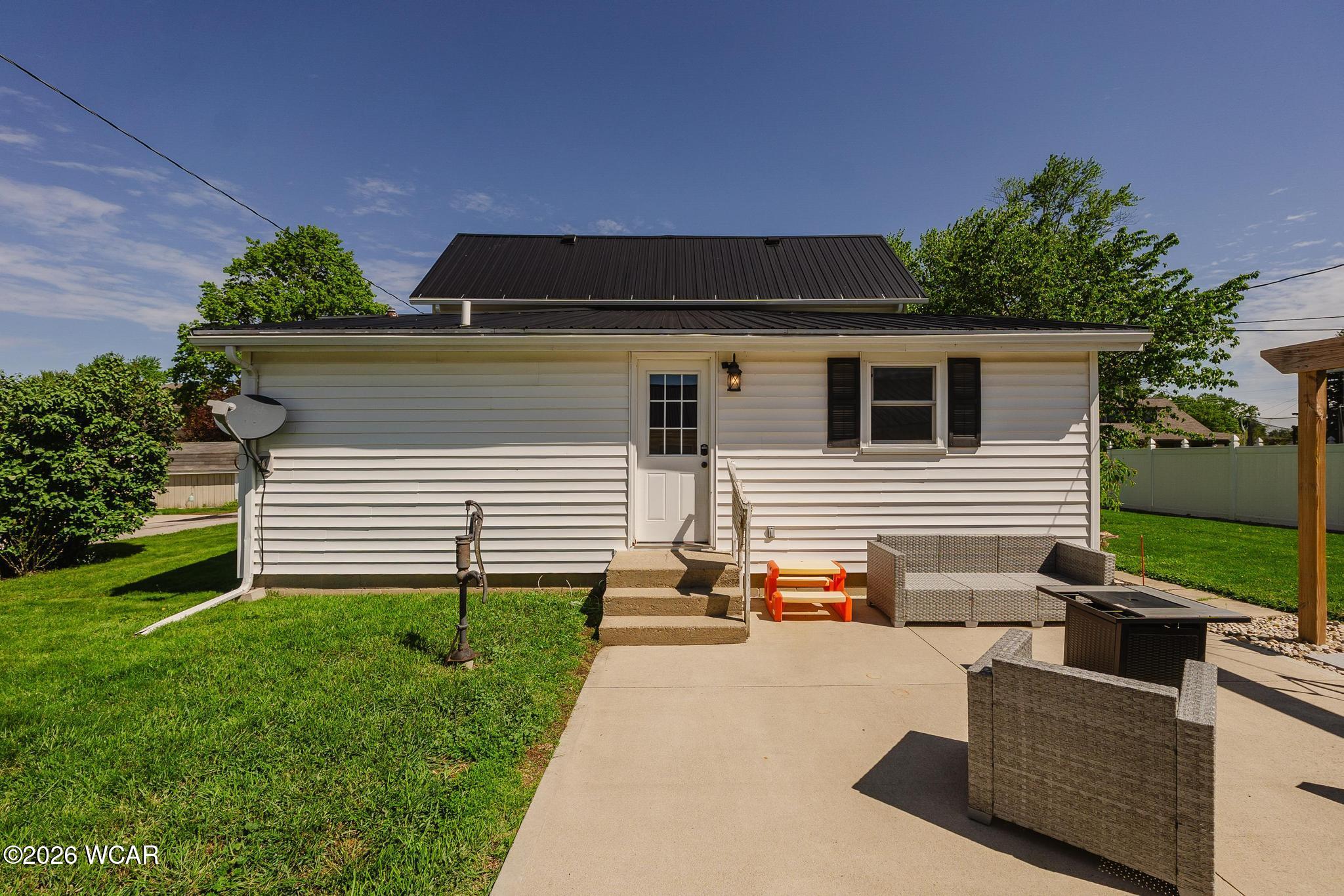 206 Monroe Street, Pandora, Ohio