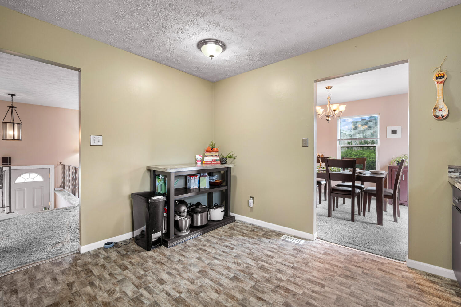 321 Allanhurst Avenue, Vandalia, Ohio 45377