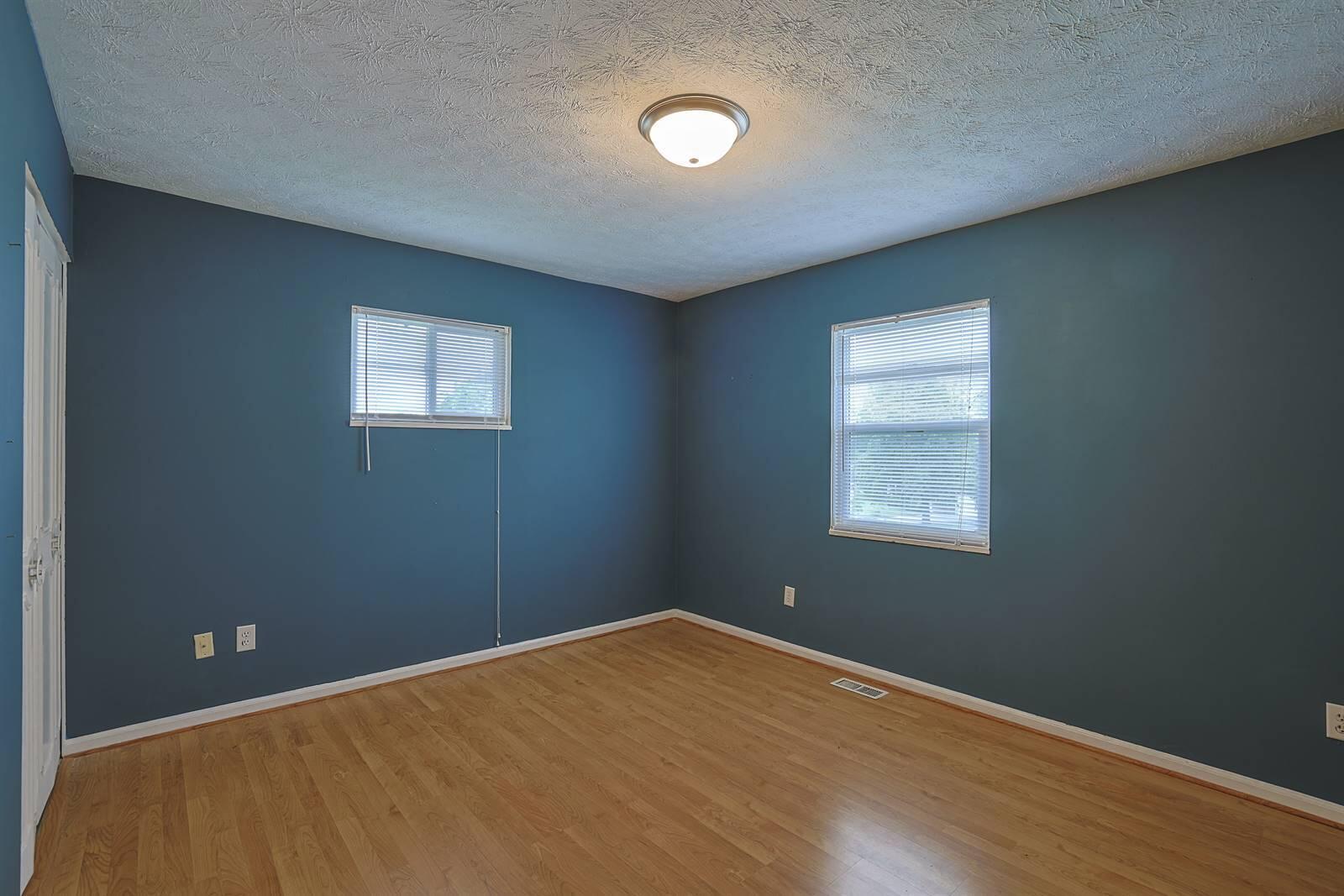 321 Allanhurst Avenue, Vandalia, Ohio 45377