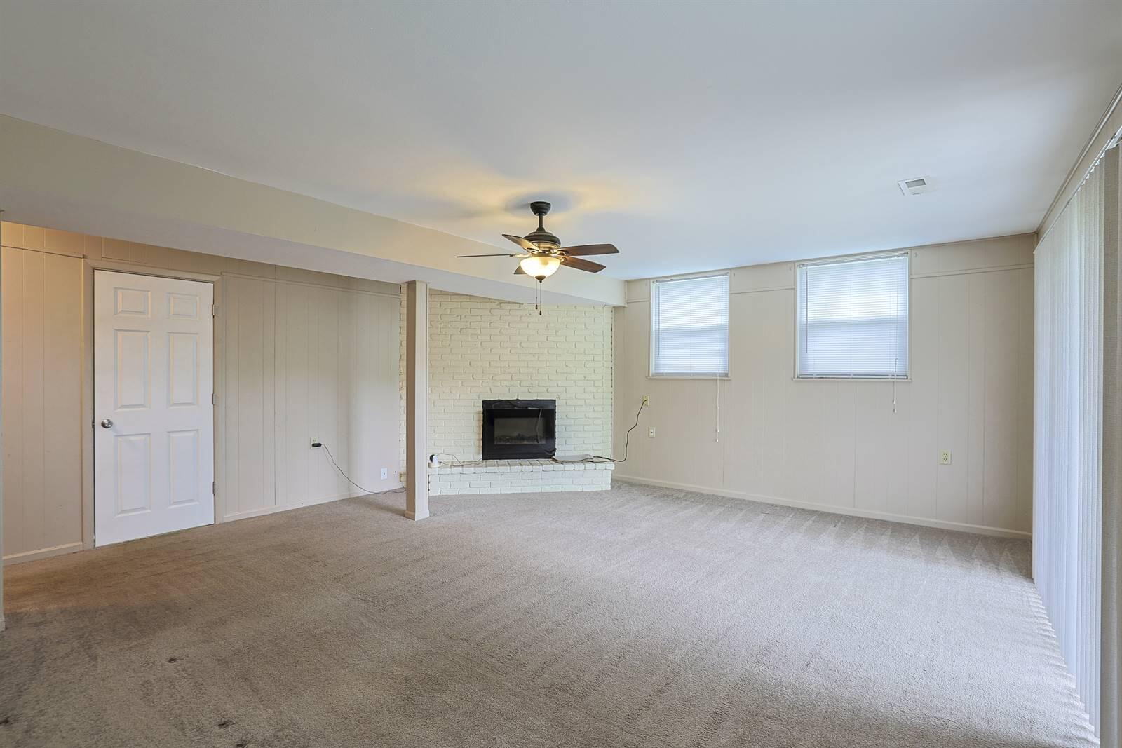 321 Allanhurst Avenue, Vandalia, Ohio 45377
