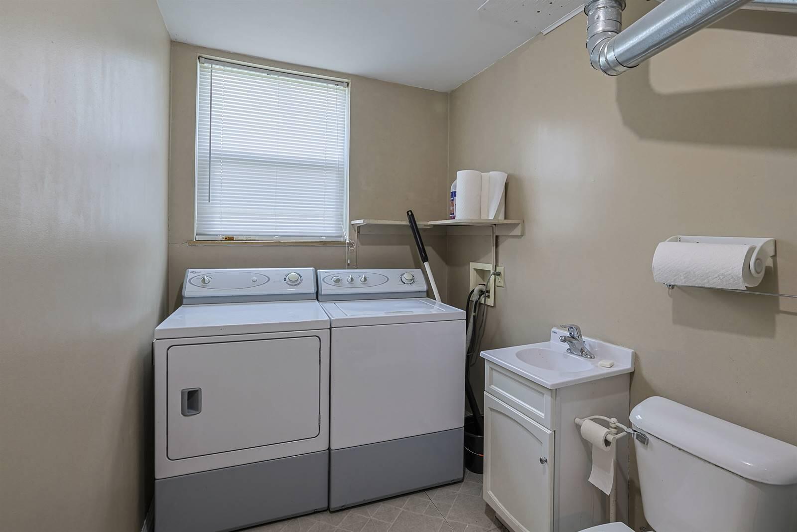 321 Allanhurst Avenue, Vandalia, Ohio 45377